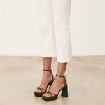 Mim shoes Sandalia de tacón GRETA OLIVA SATIN