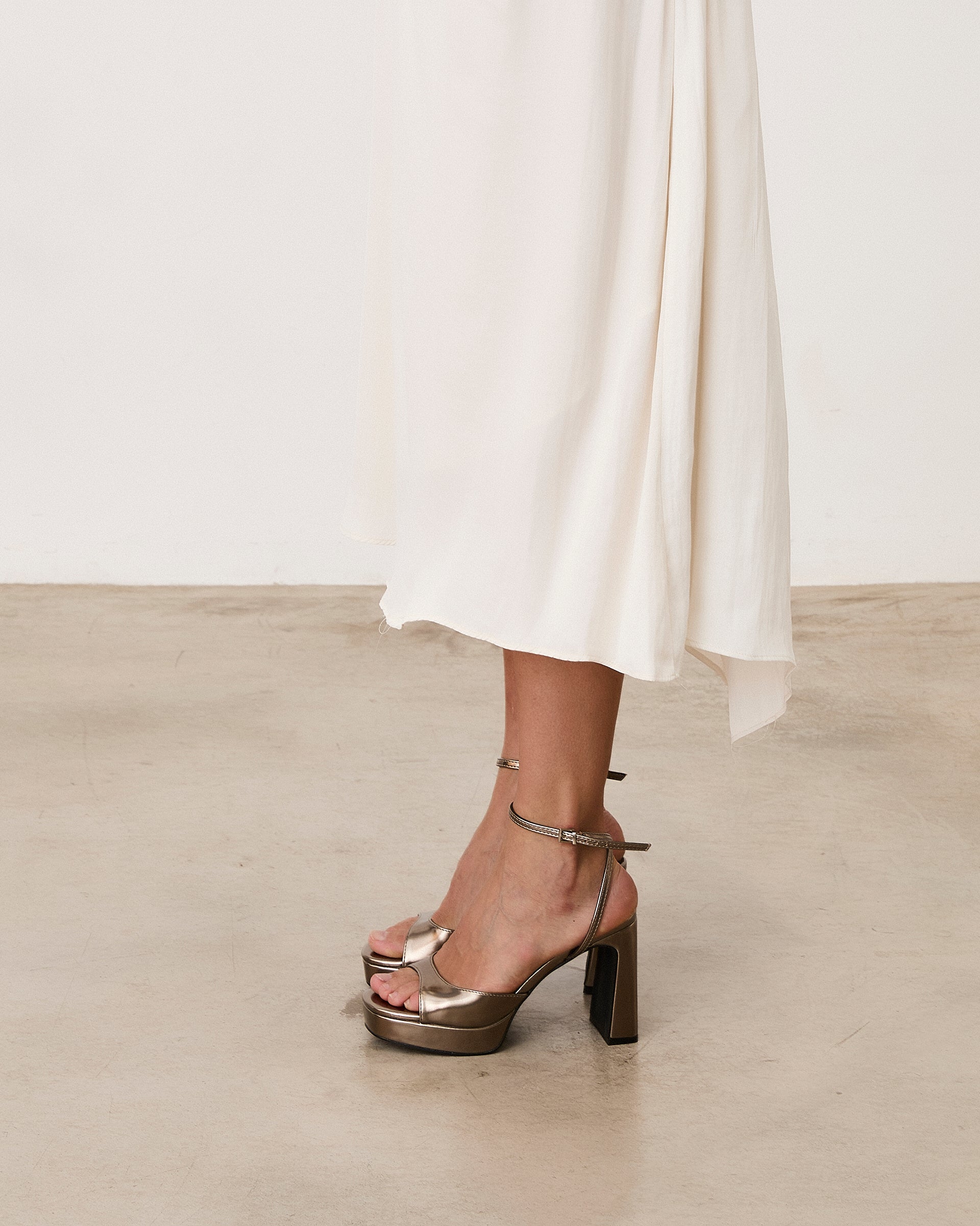 Mim shoes Sandalia de tacón IMA METALIZADO