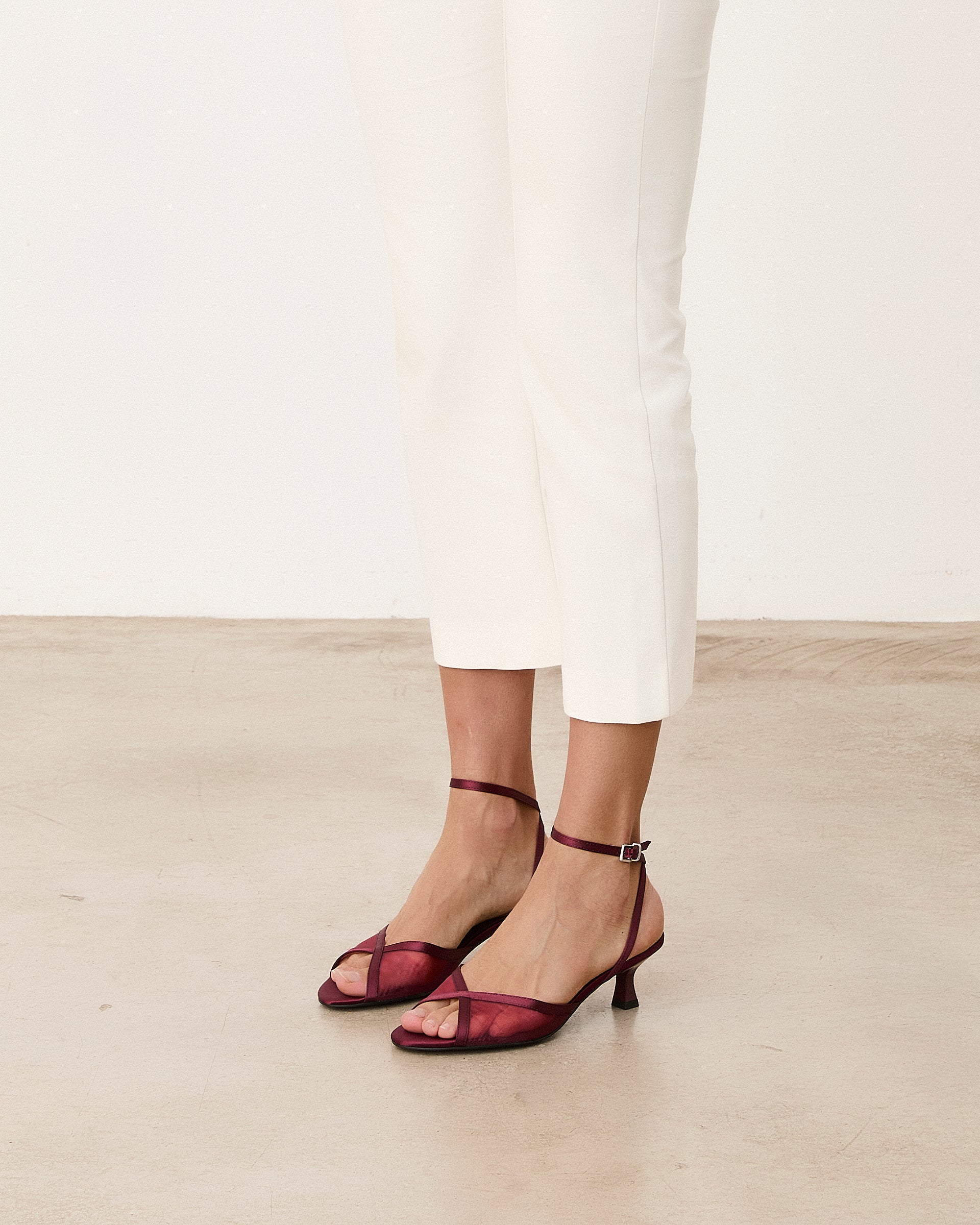 Mim shoes Sandalia de tacón KAMI BURDEOS