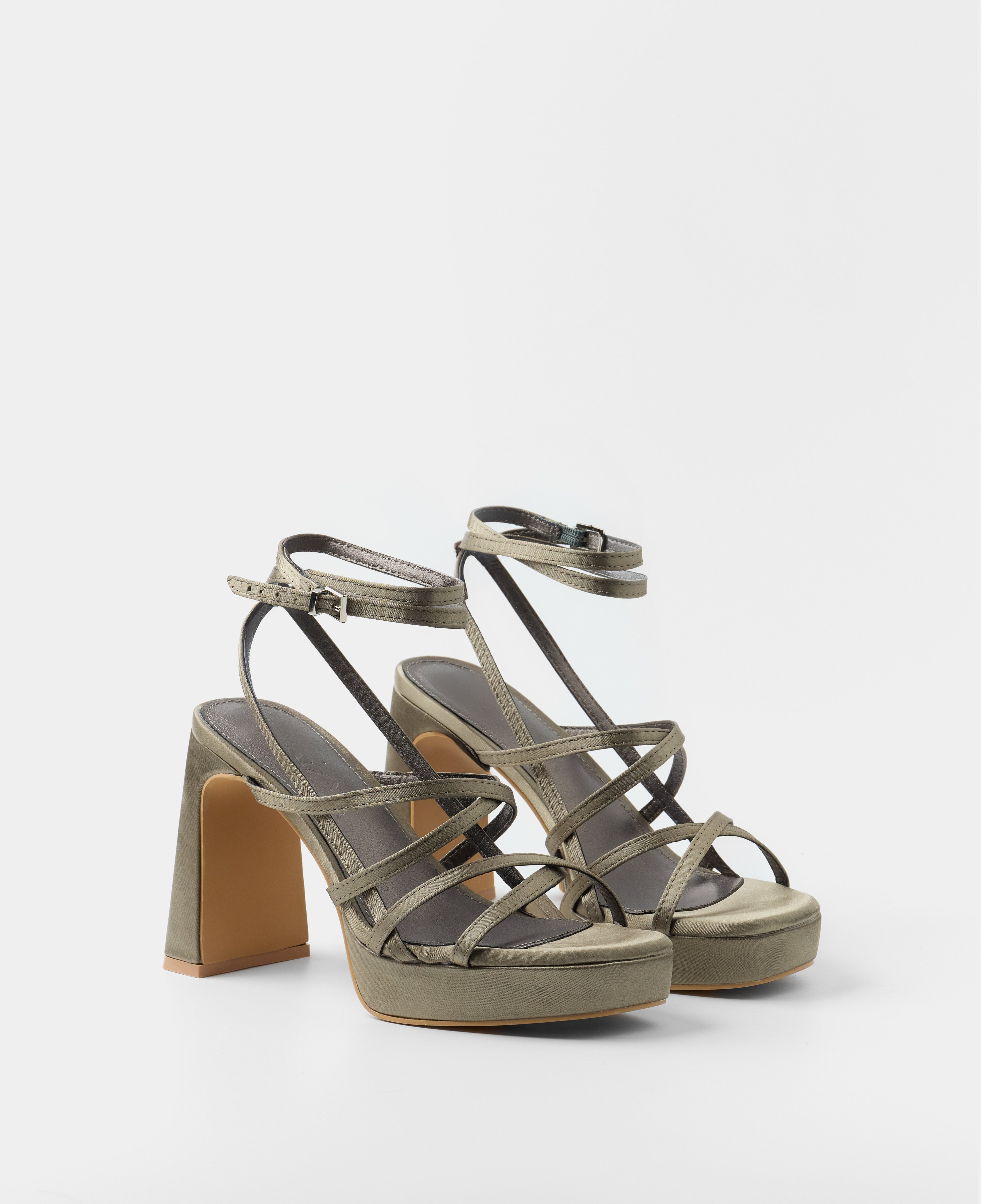 Mim shoes Sandalia de tacón NORI GRIS SATIN