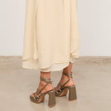 Mim shoes Sandalia de tacón NORI GRIS SATIN