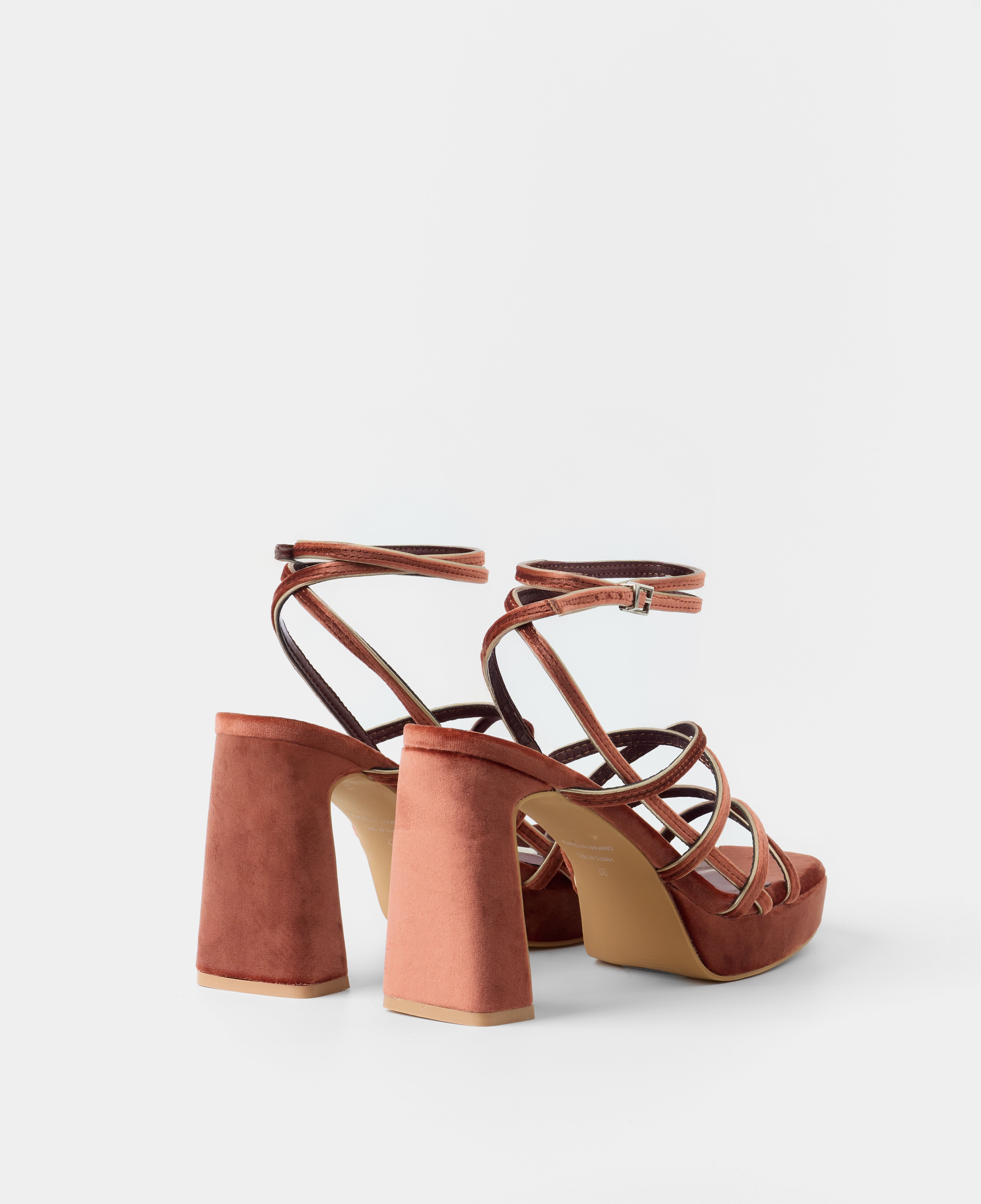 Mim shoes Sandalia de tacón NORI TEJA VELVET