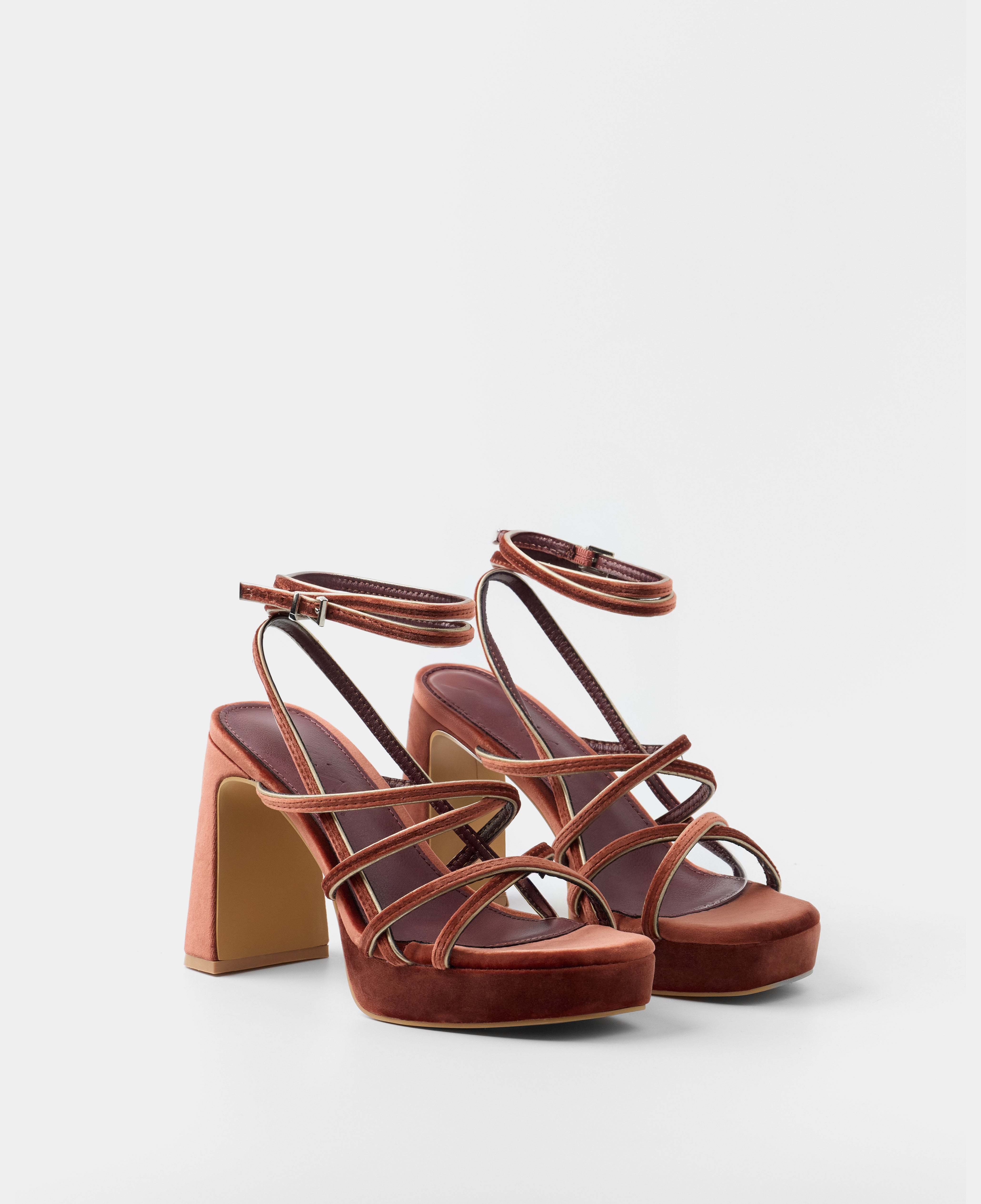 Mim shoes Sandalia de tacón NORI TEJA VELVET