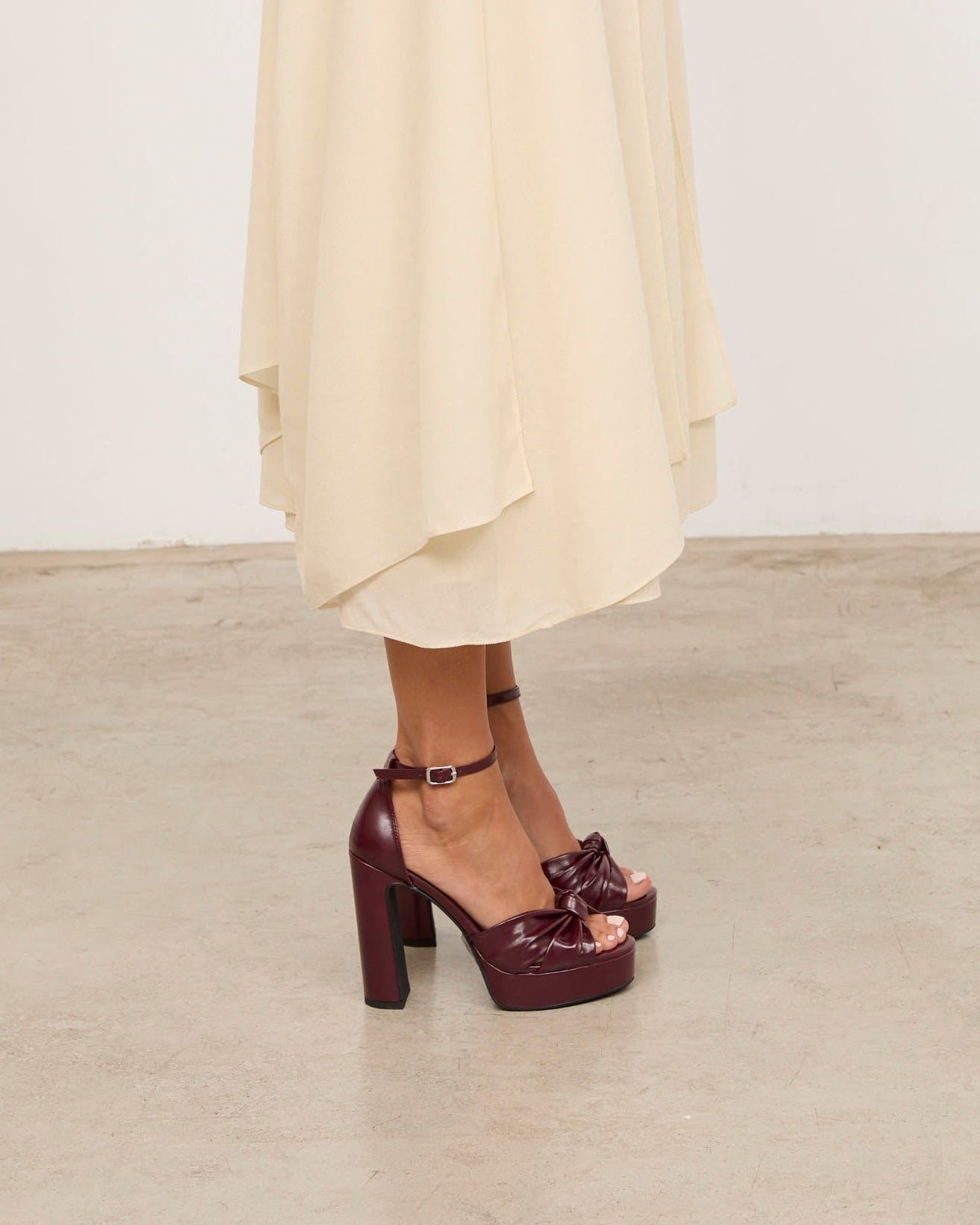 Mim shoes Sandalia de tacón OFE BURDEOS