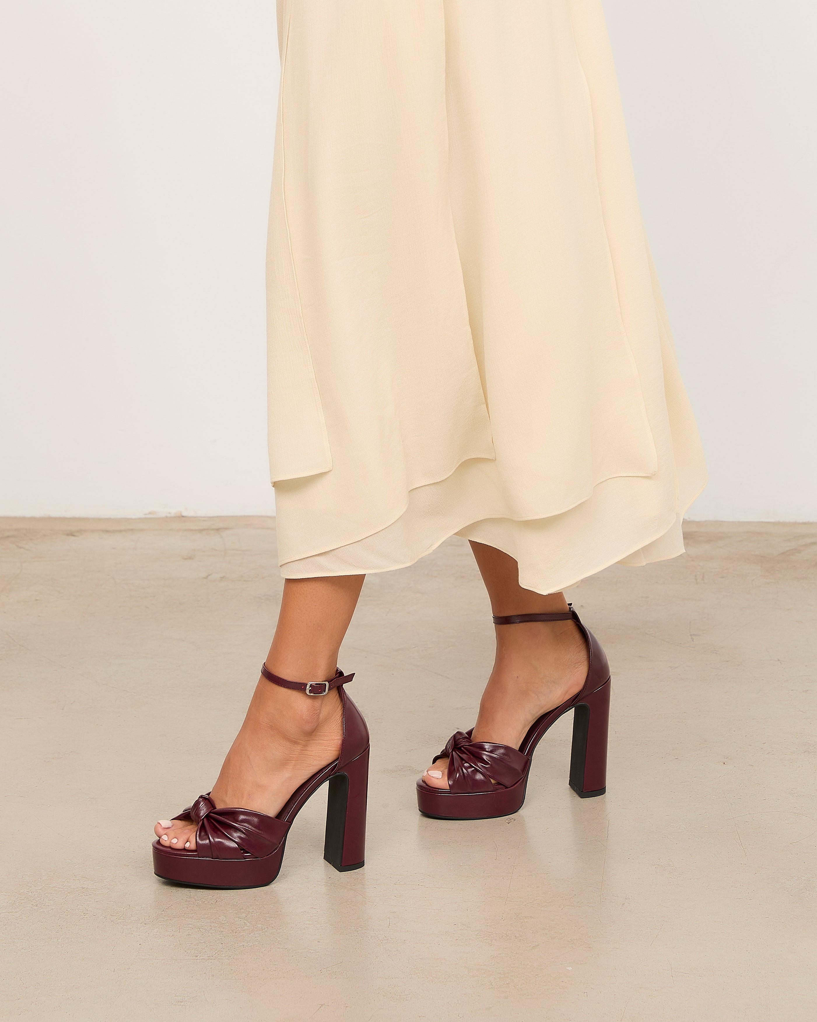 Mim shoes Sandalia de tacón OFE BURDEOS