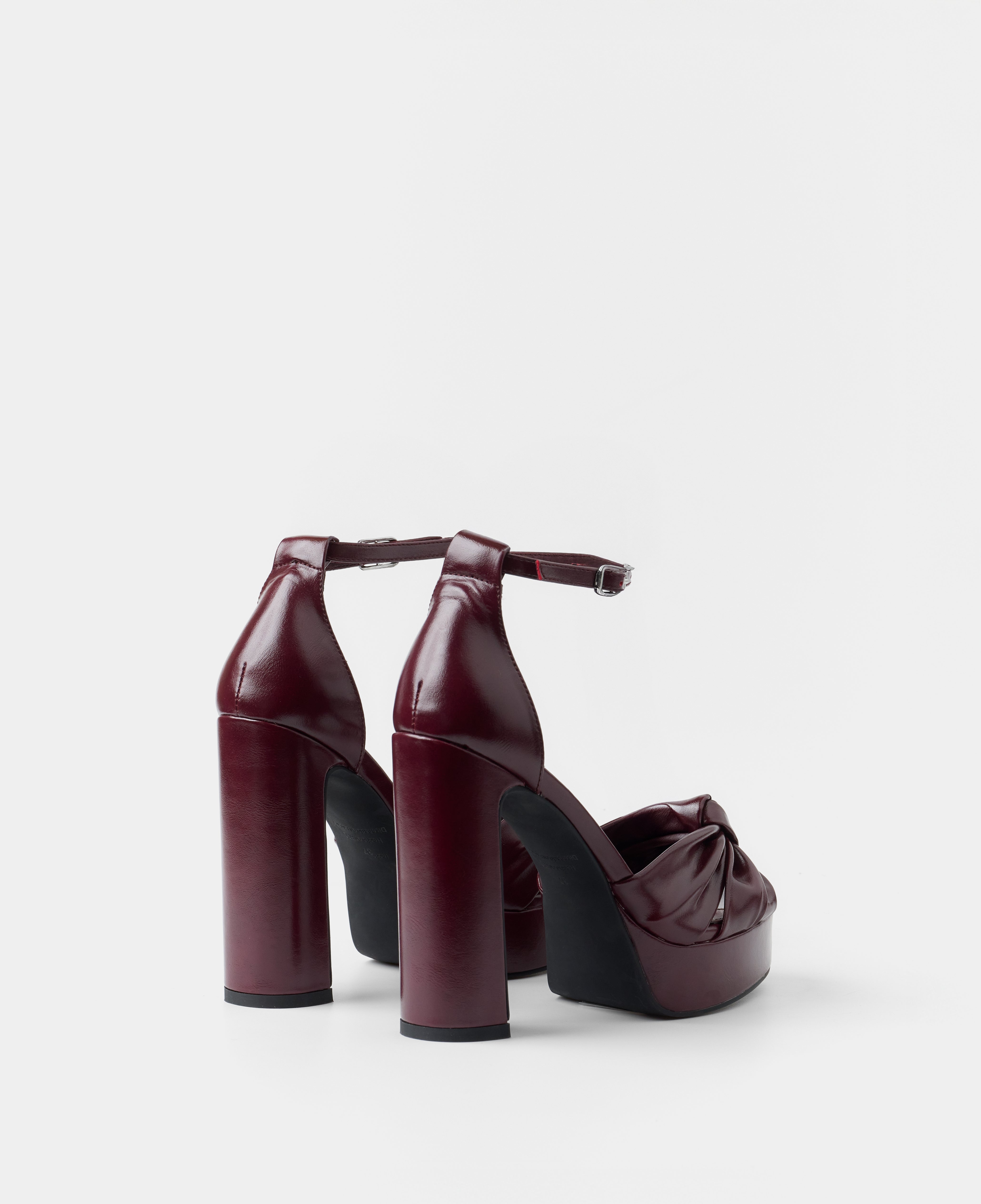 Mim shoes Sandalia de tacón OFE BURDEOS