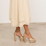 Mim shoes Sandalia de tacón OFE DORADO