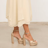 Mim shoes Sandalia de tacón OFE DORADO