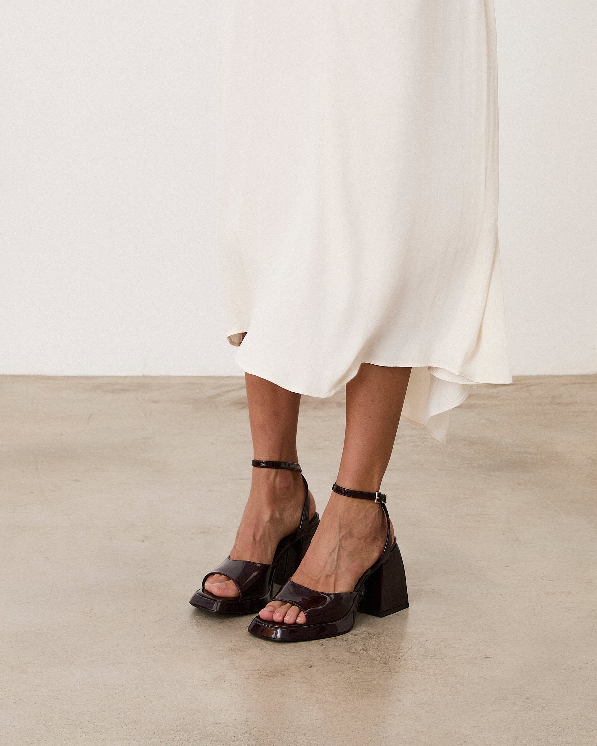 Mim shoes Sandalia de tacón SAIK BURDEOS