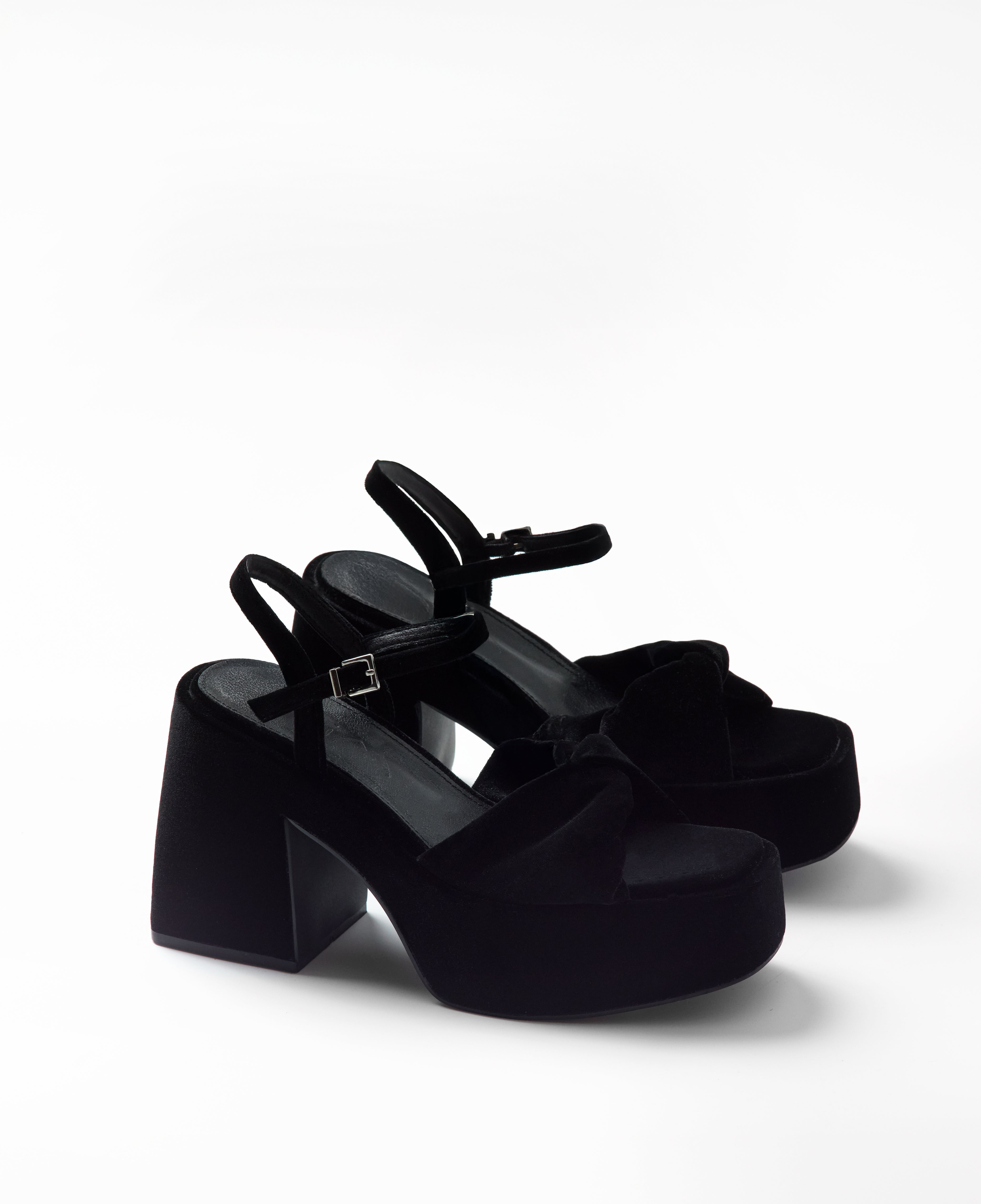 Mim shoes Sandalia de tacón TODIE NEGRO VELVET