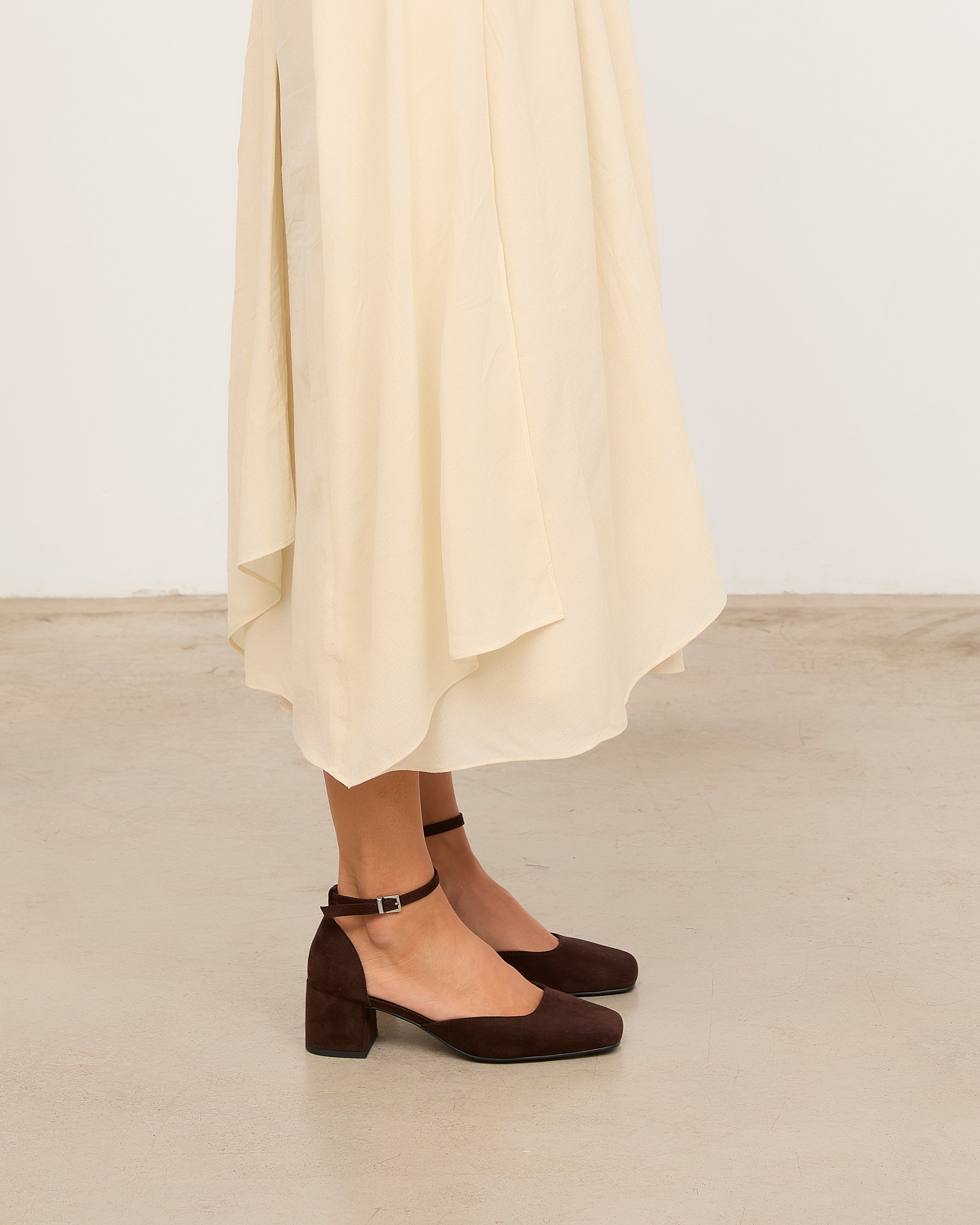 Mim shoes Tacón Cerrado AMBER CHOCOLATE