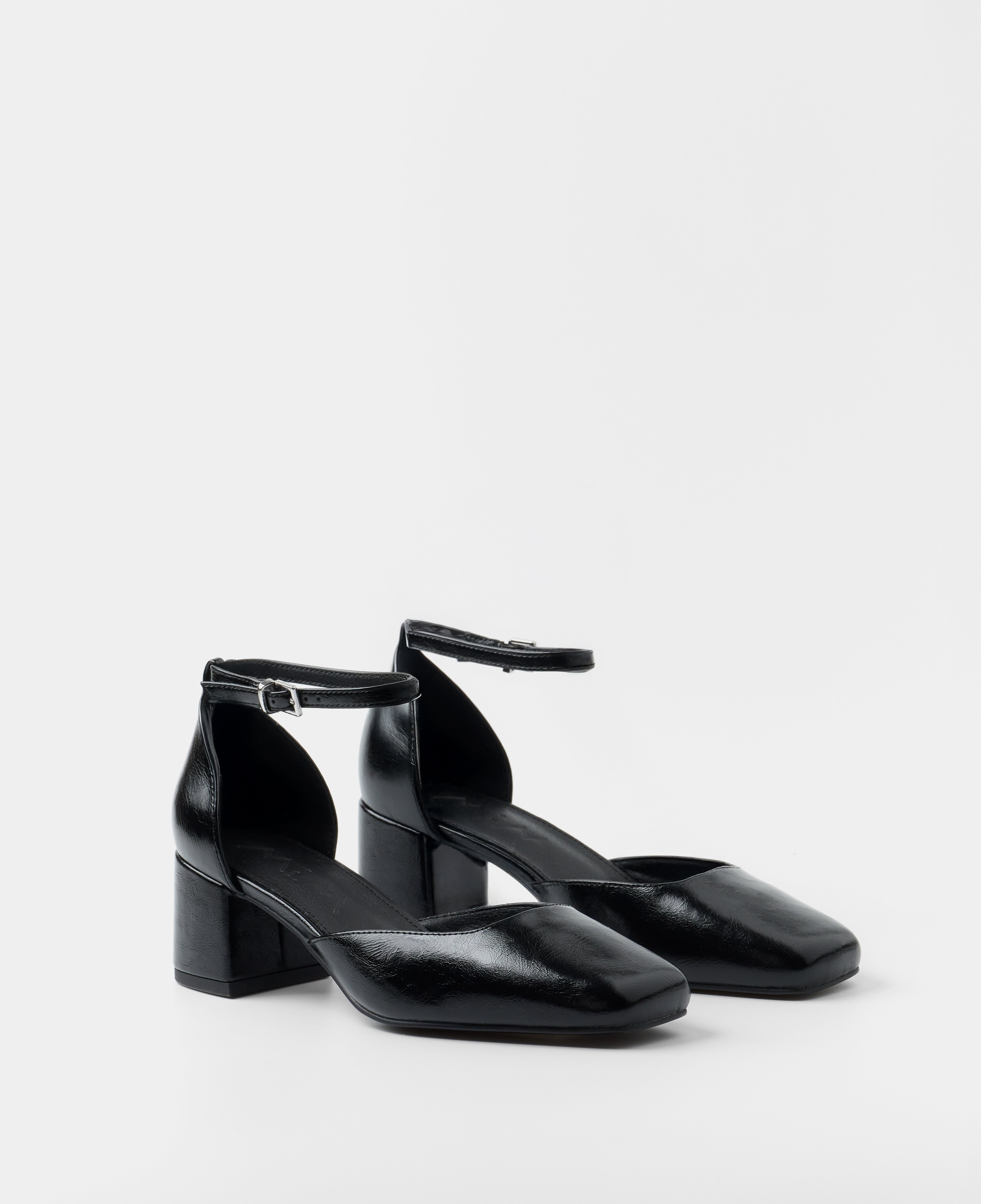 Mim shoes Tacón Cerrado AMBER NEGRO