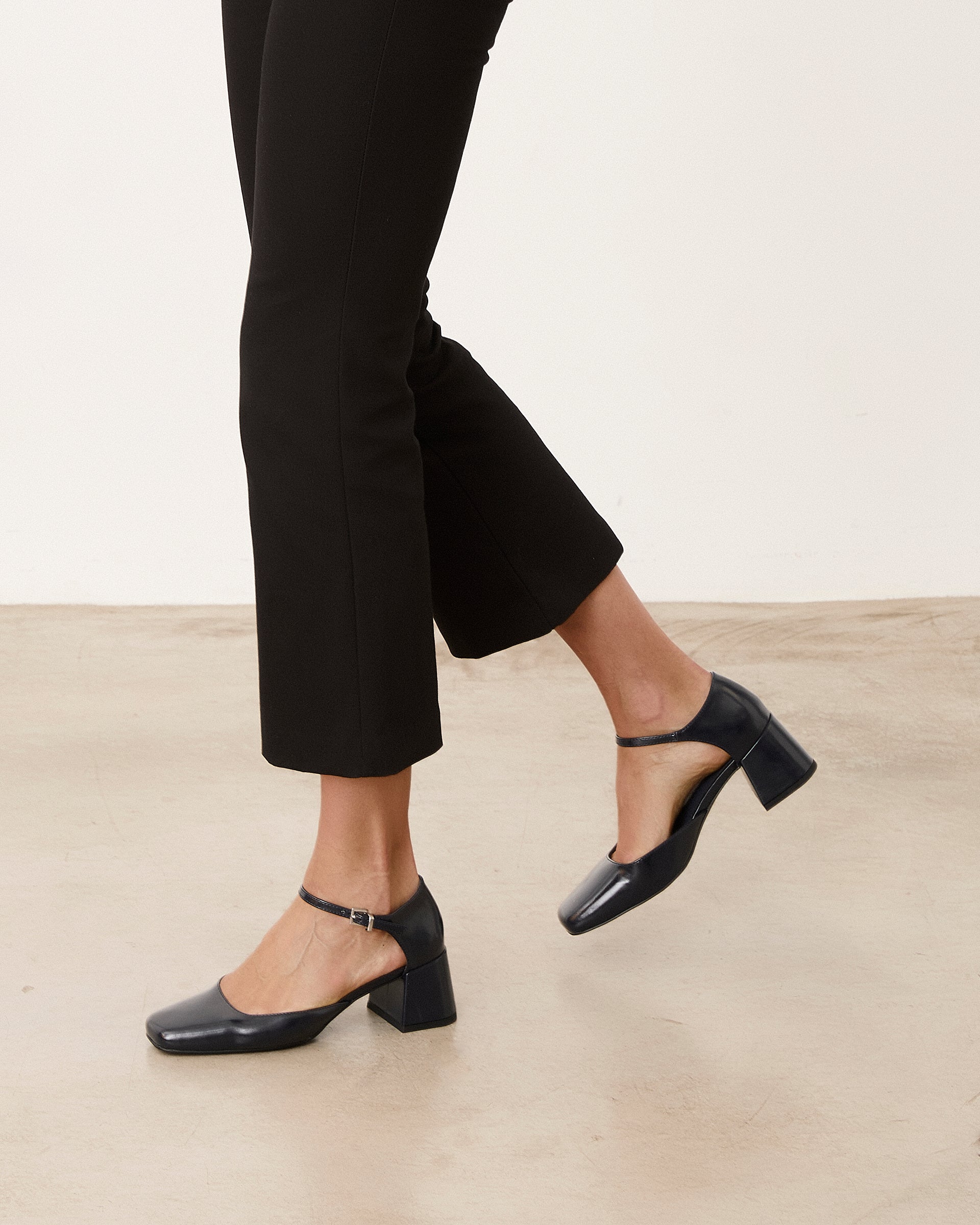 Mim shoes Tacón cerrado AMELIA AZUL MARINO