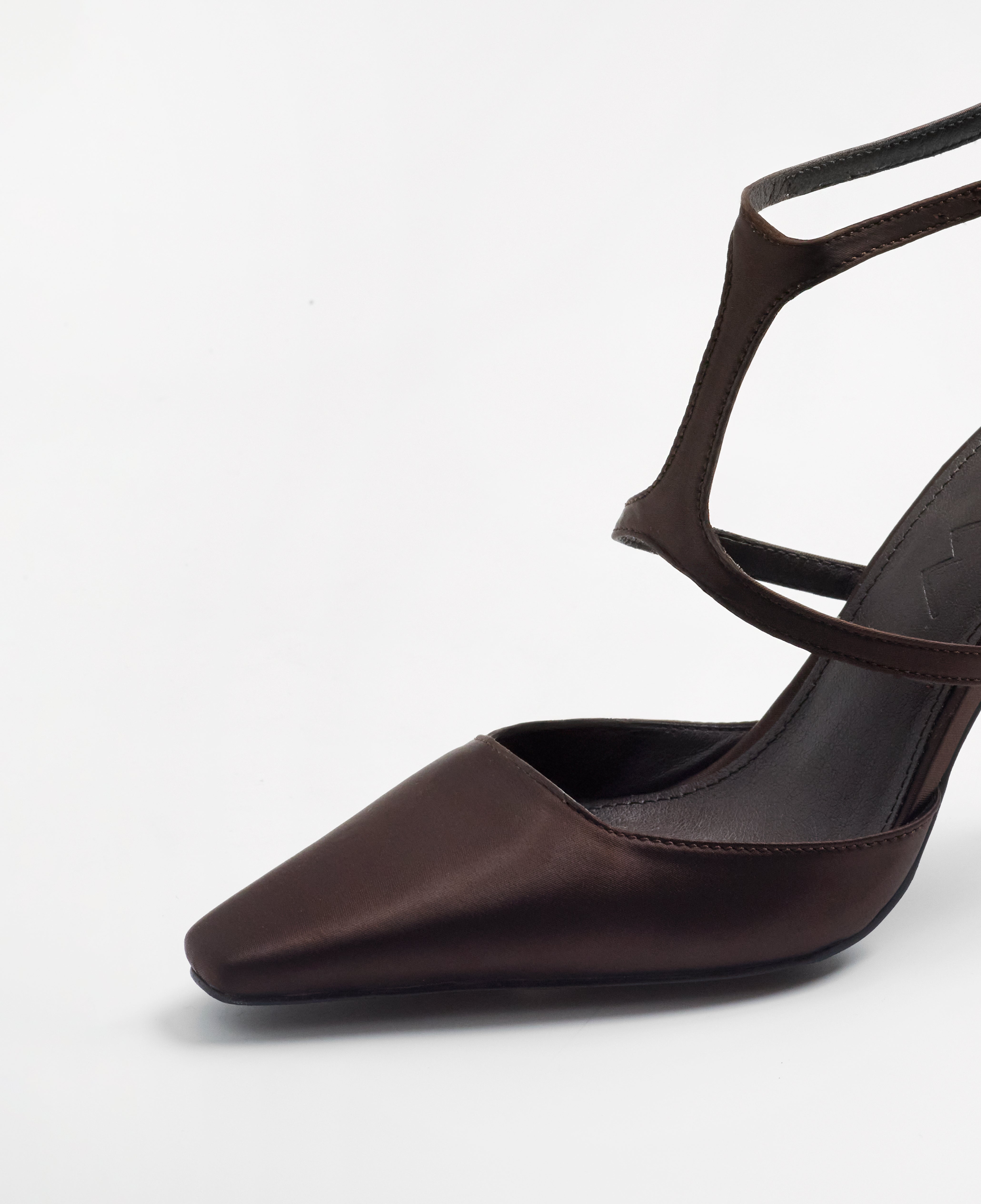 Mim shoes Tacón cerrado DANIELLE CHOCOLATE SATIN