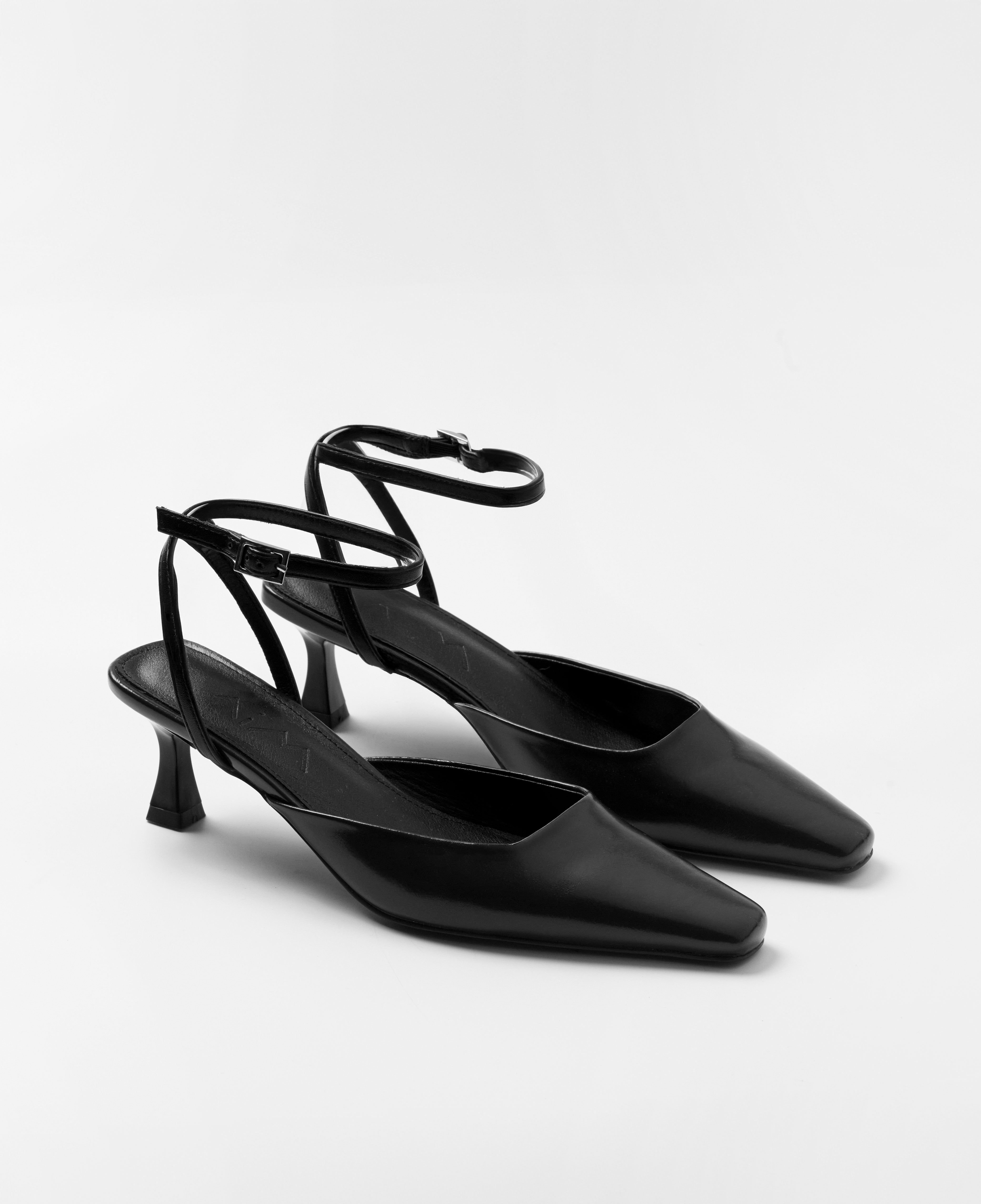 Mim shoes Tacón cerrado KOKO NEGRO