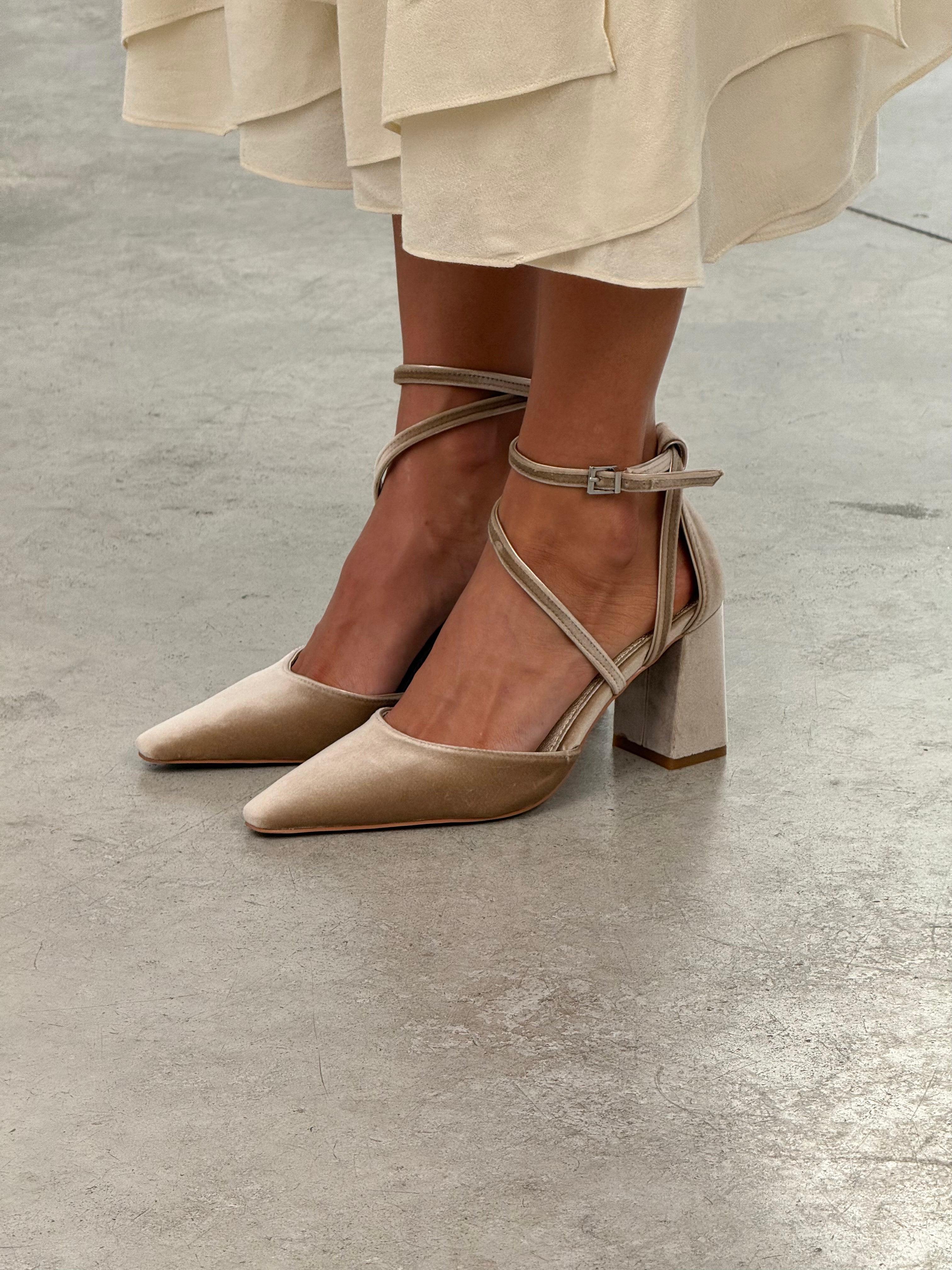 Mim shoes Tacón Cerrado LACE CHAMPAN