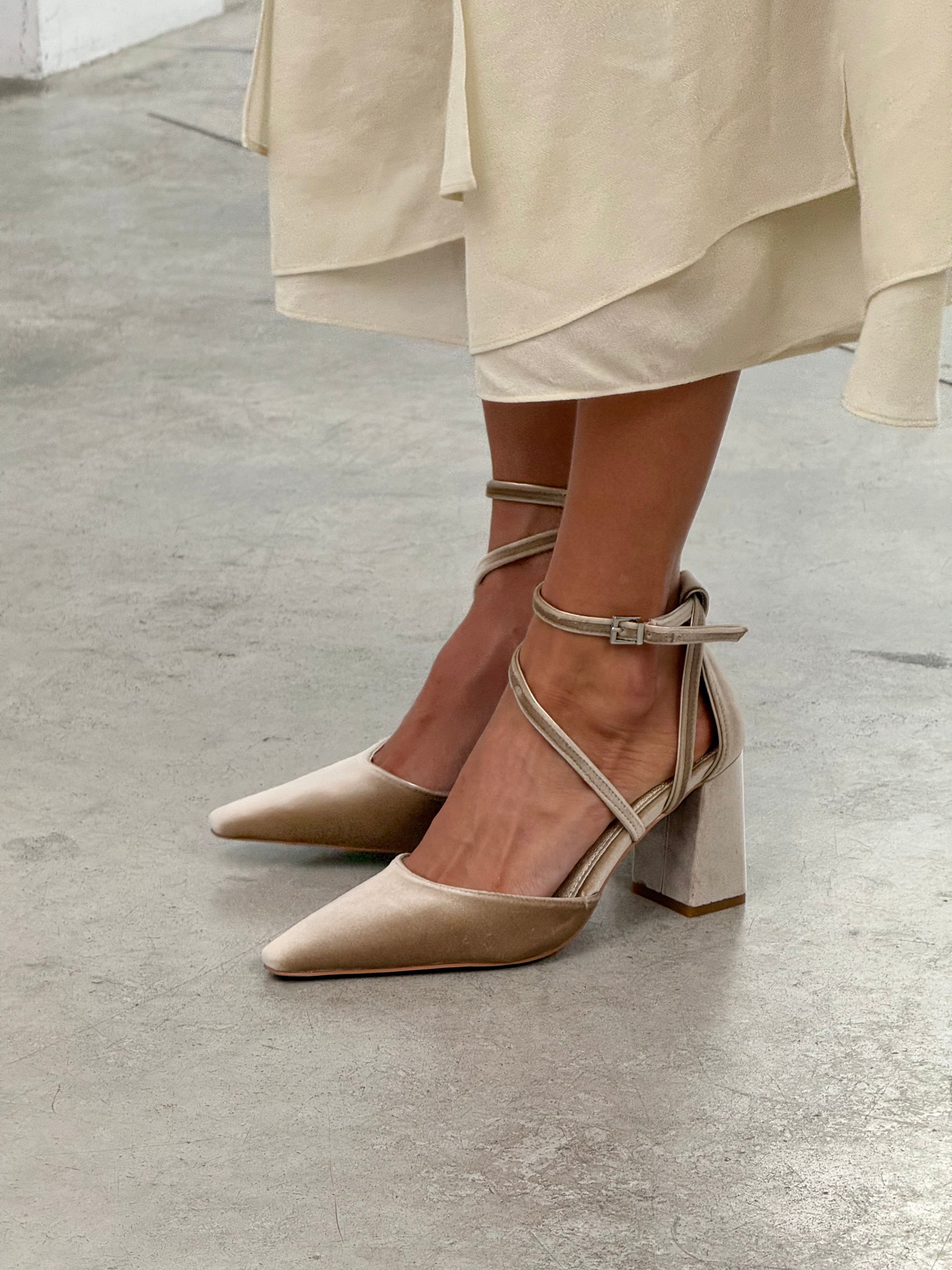 Mim shoes Tacón Cerrado LACE CHAMPAN