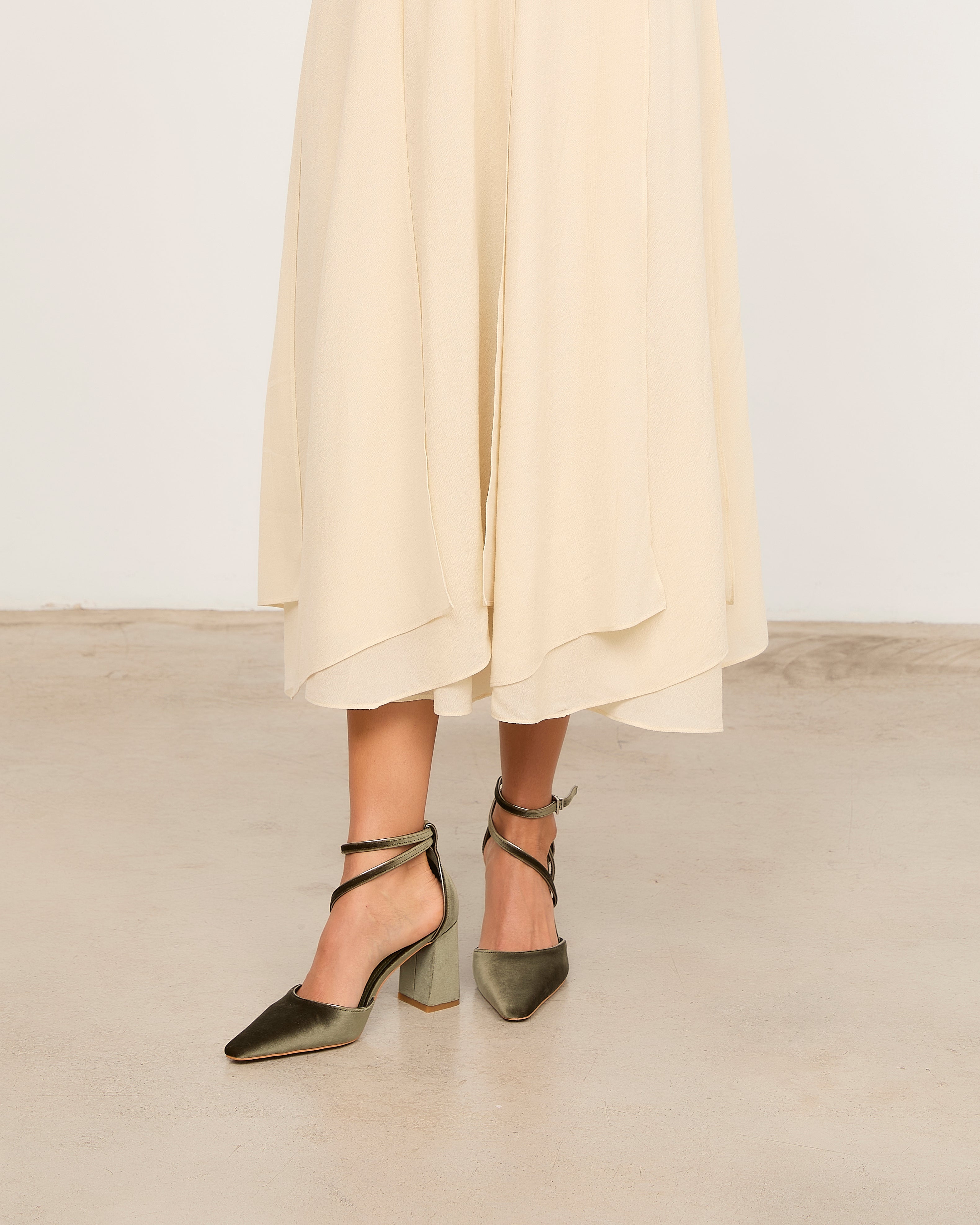 Mim shoes Tacón Cerrado LACE OLIVA