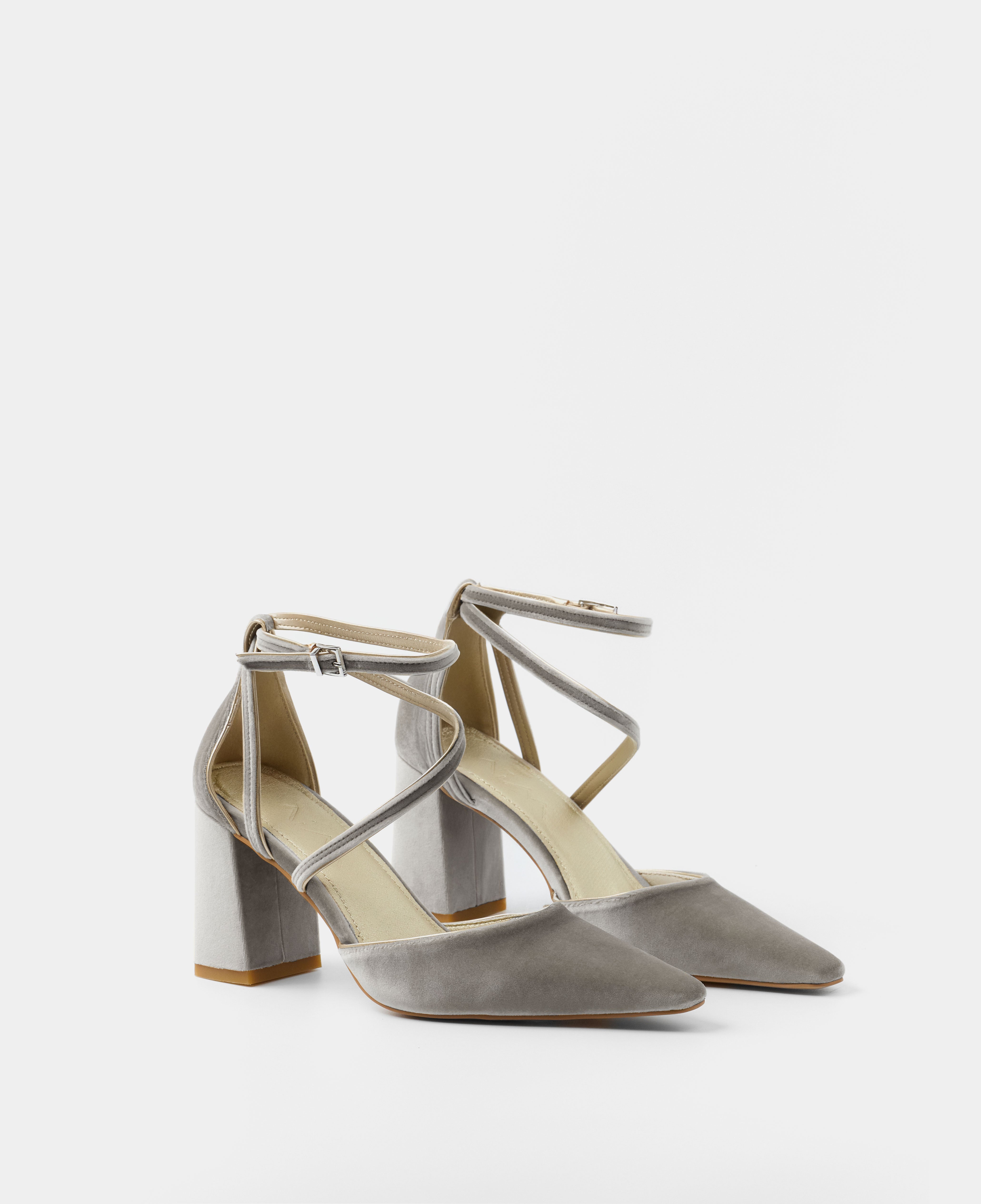 Mim shoes Tacón Cerrado LACE PIEDRA VELVET