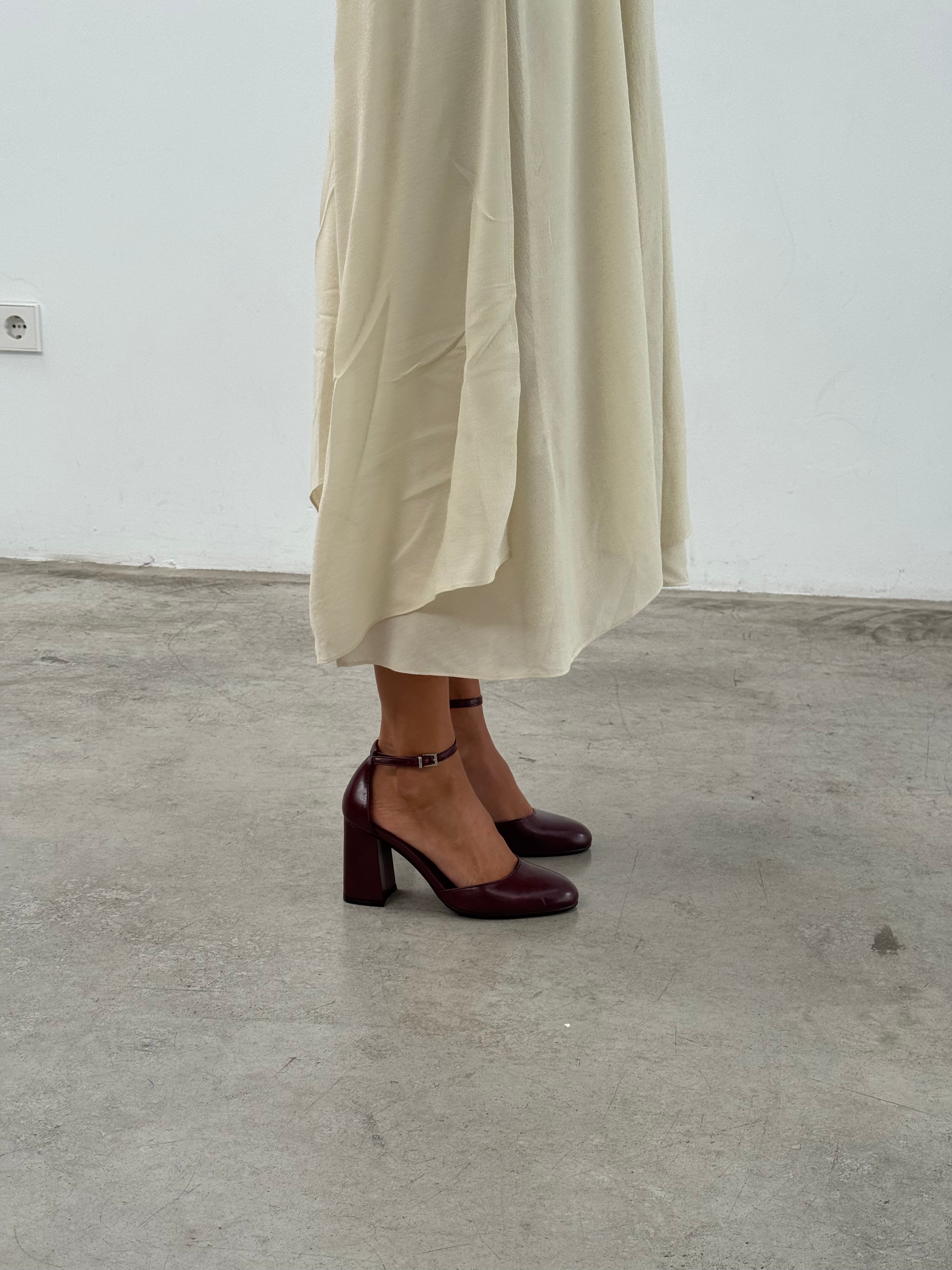 Mim shoes Tacón Cerrado LU BURDEOS