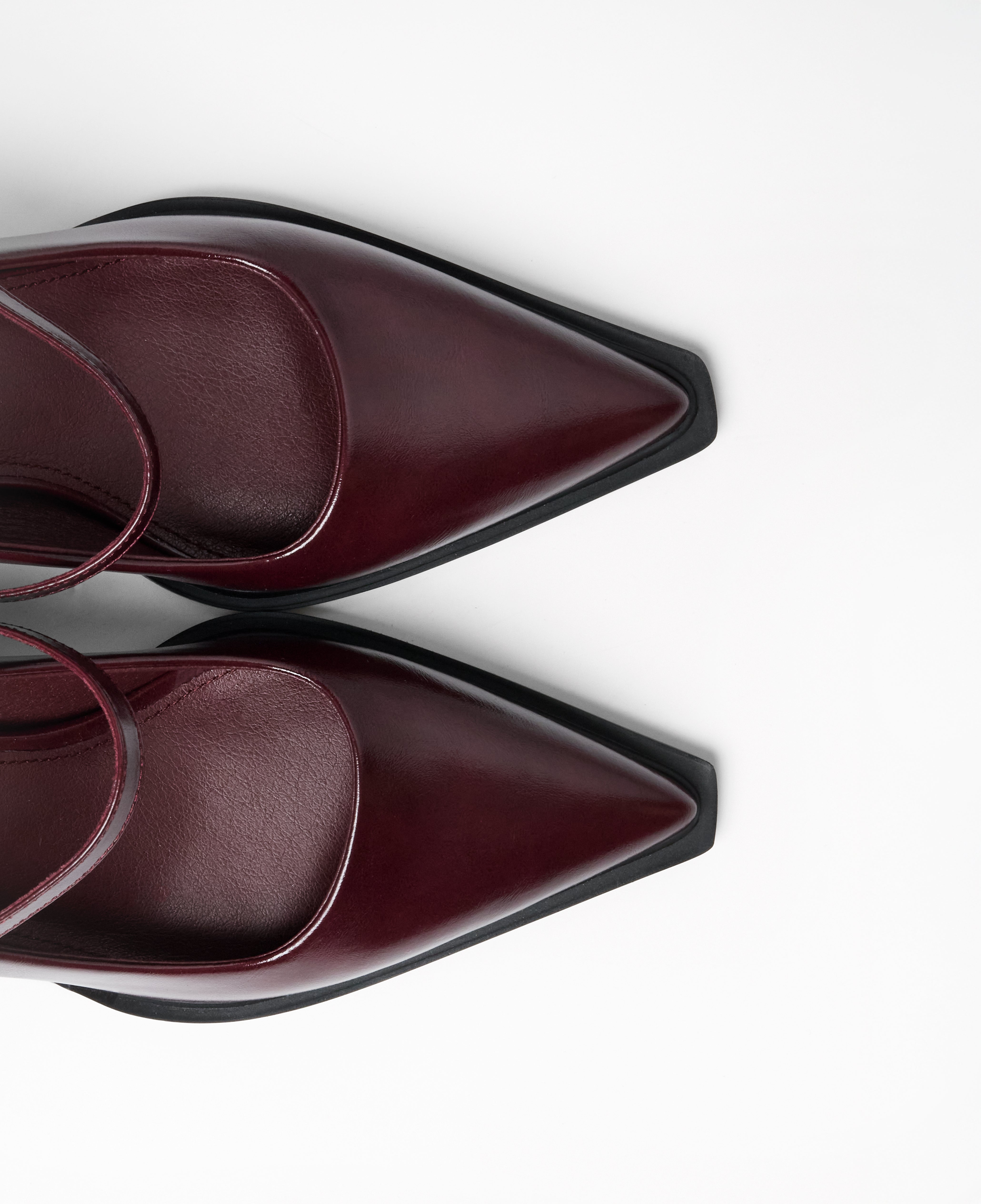 Mim shoes Tacón cerrado RACHEL BURDEOS