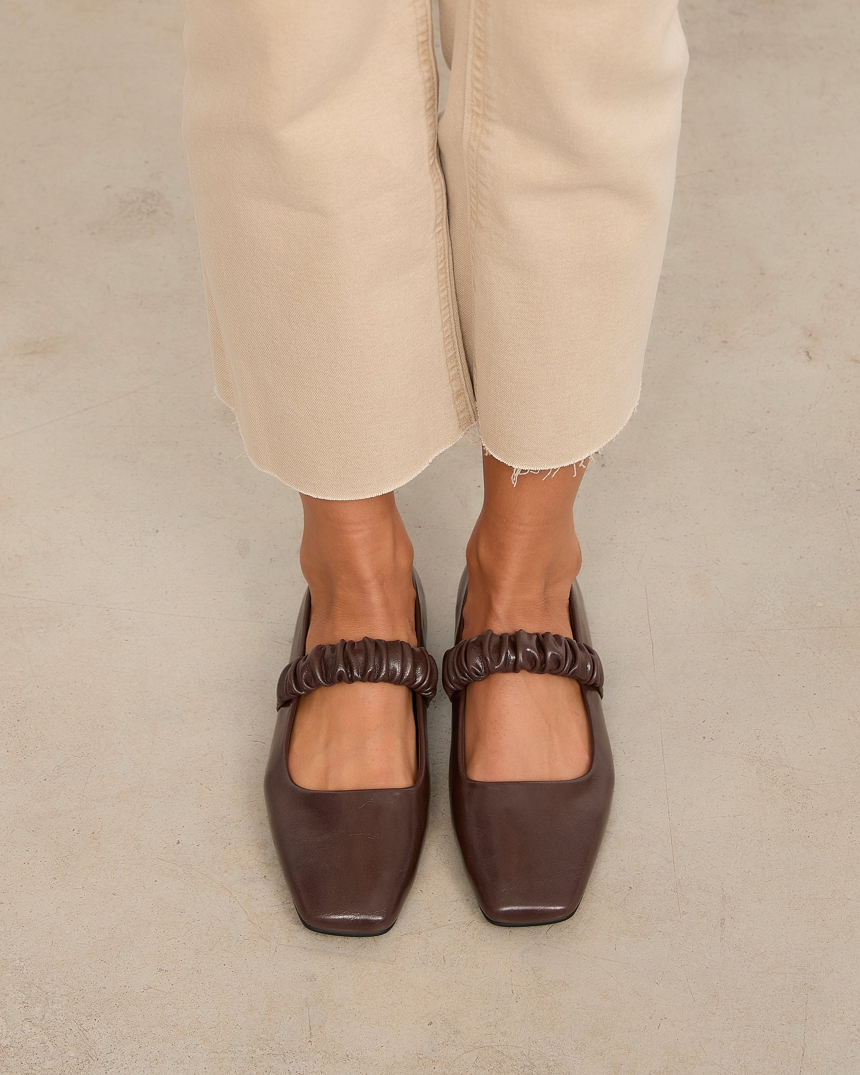 Mim shoes Zapato Plano DEVI CHOCOLATE