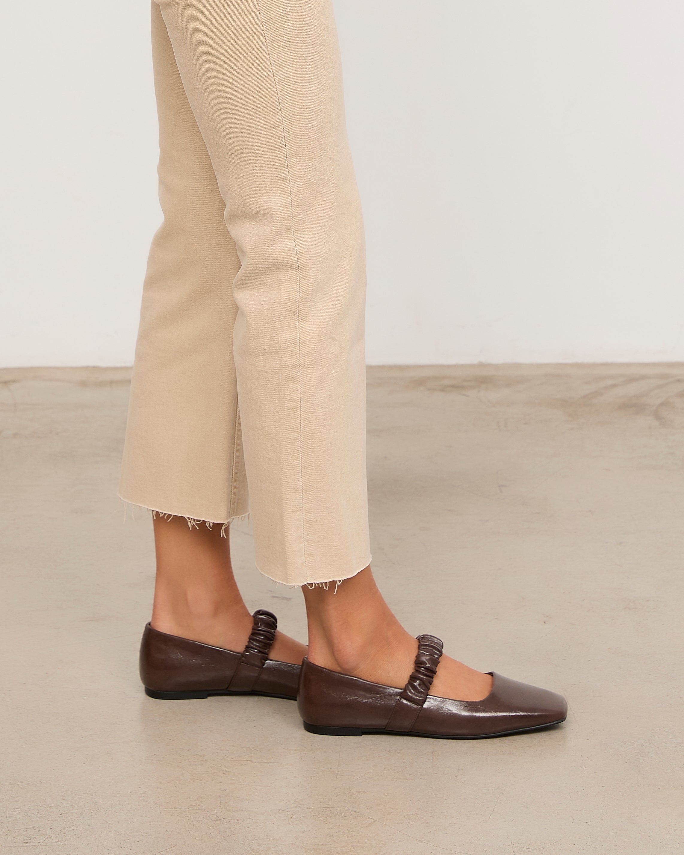 Mim shoes Zapato Plano DEVI CHOCOLATE