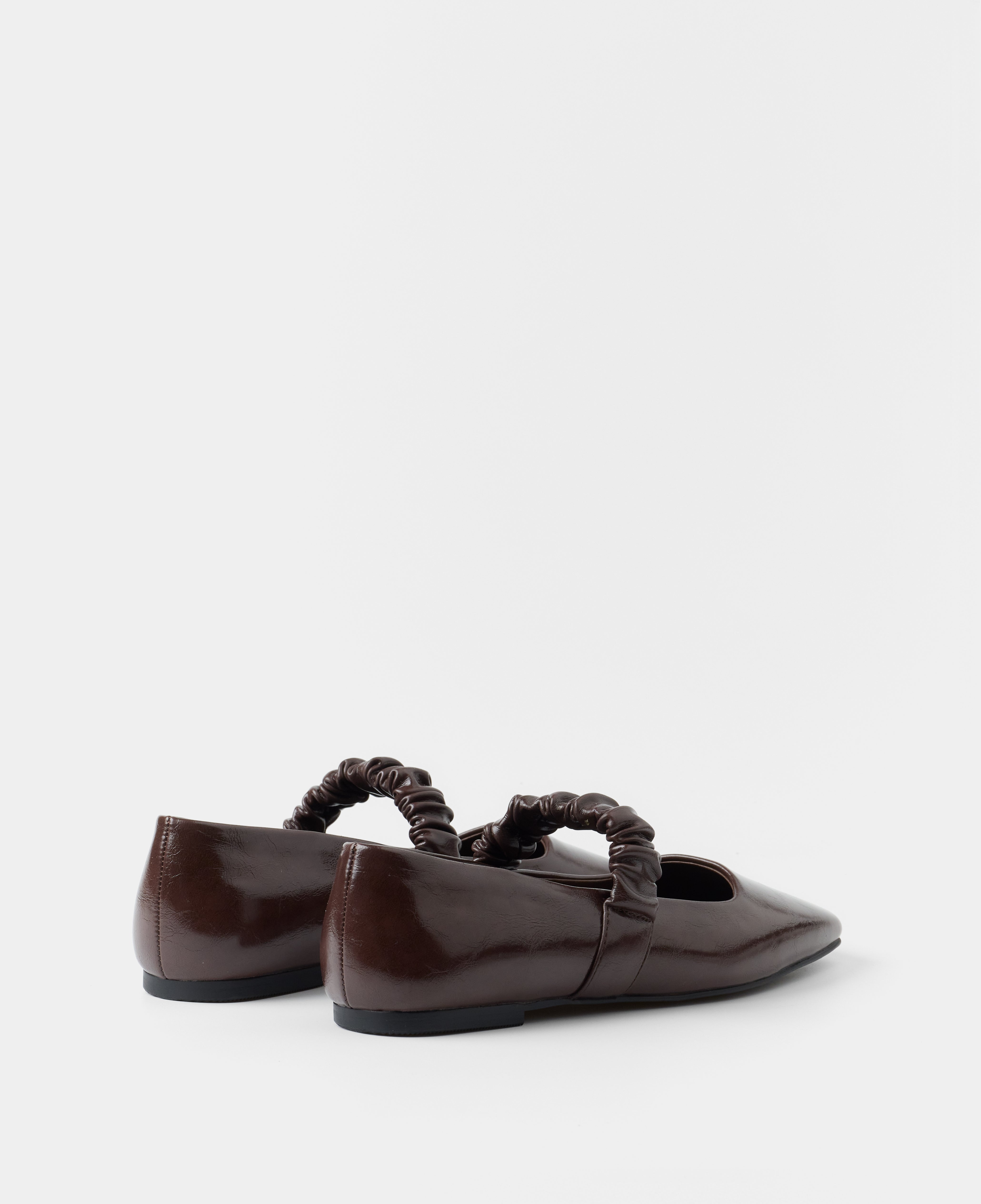 Mim shoes Zapato Plano DEVI CHOCOLATE