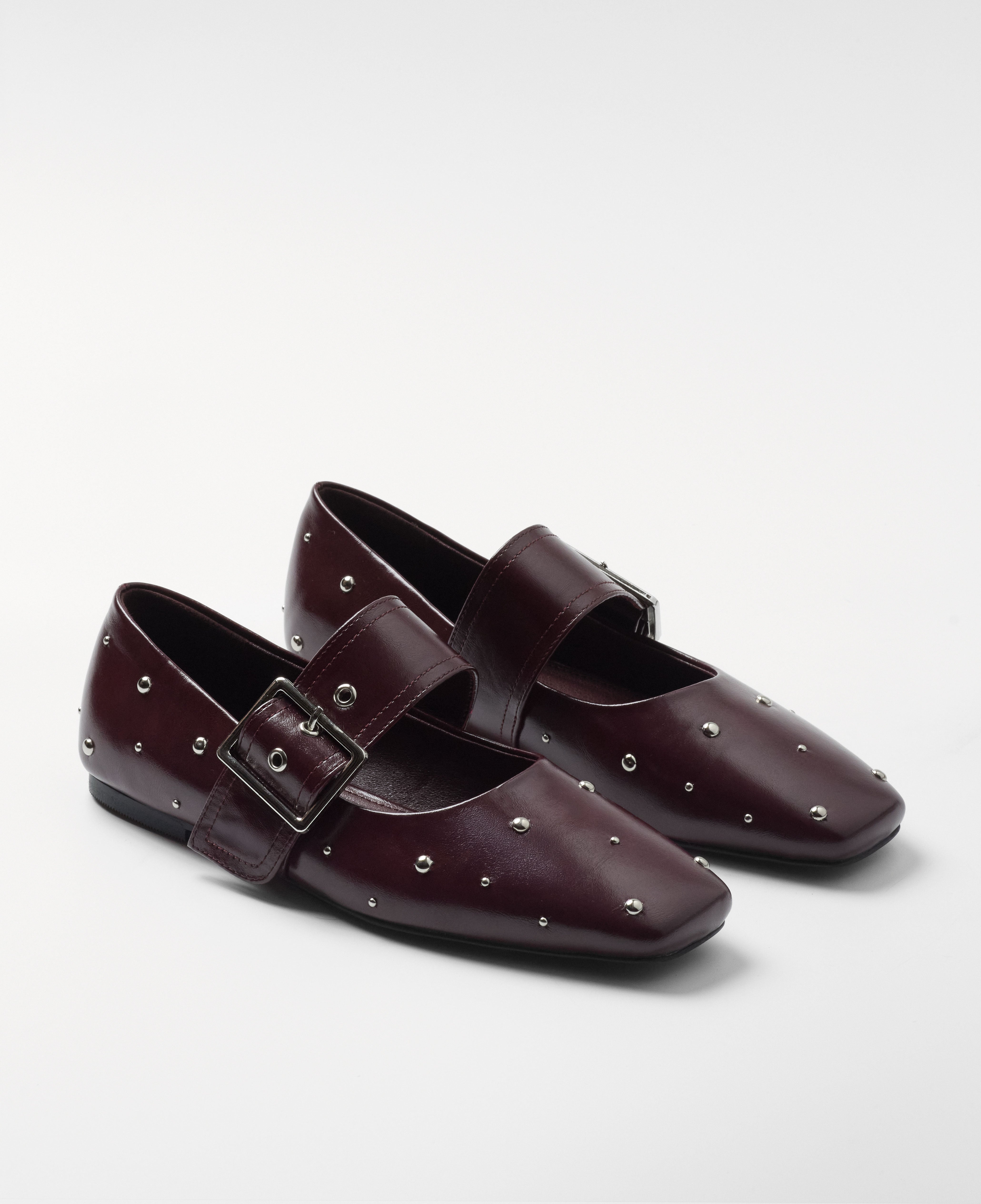 Mim shoes Zapato plano DOVI BURDEOS TACHAS