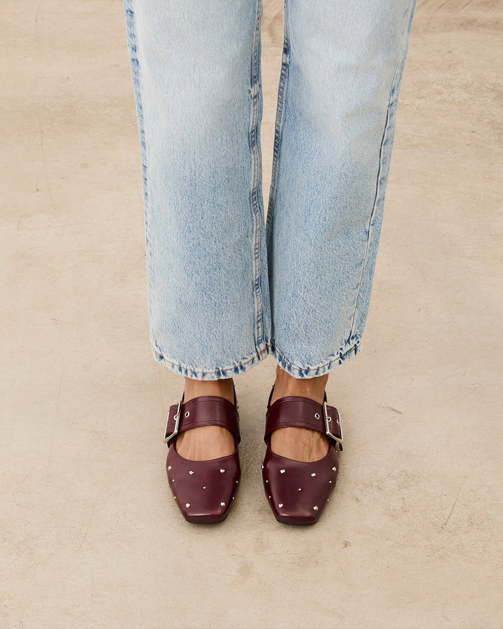 Mim shoes Zapato plano DOVI BURDEOS TACHAS