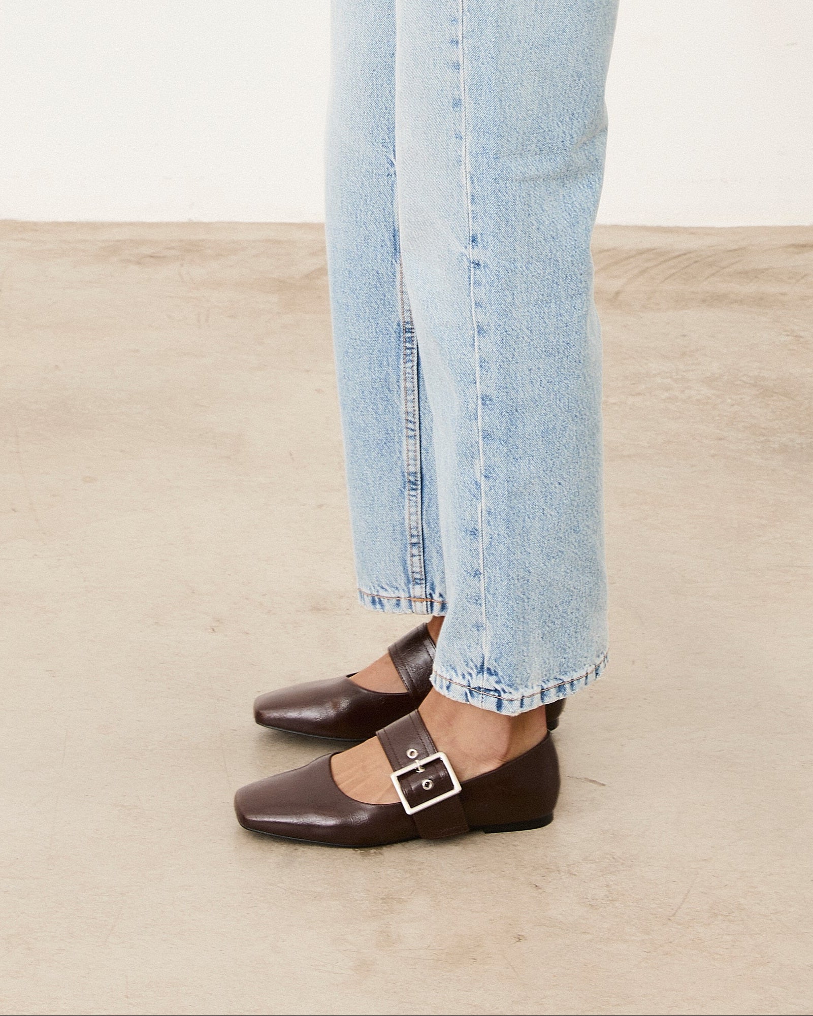 Mim shoes Zapato plano DOVI CHOCOLATE