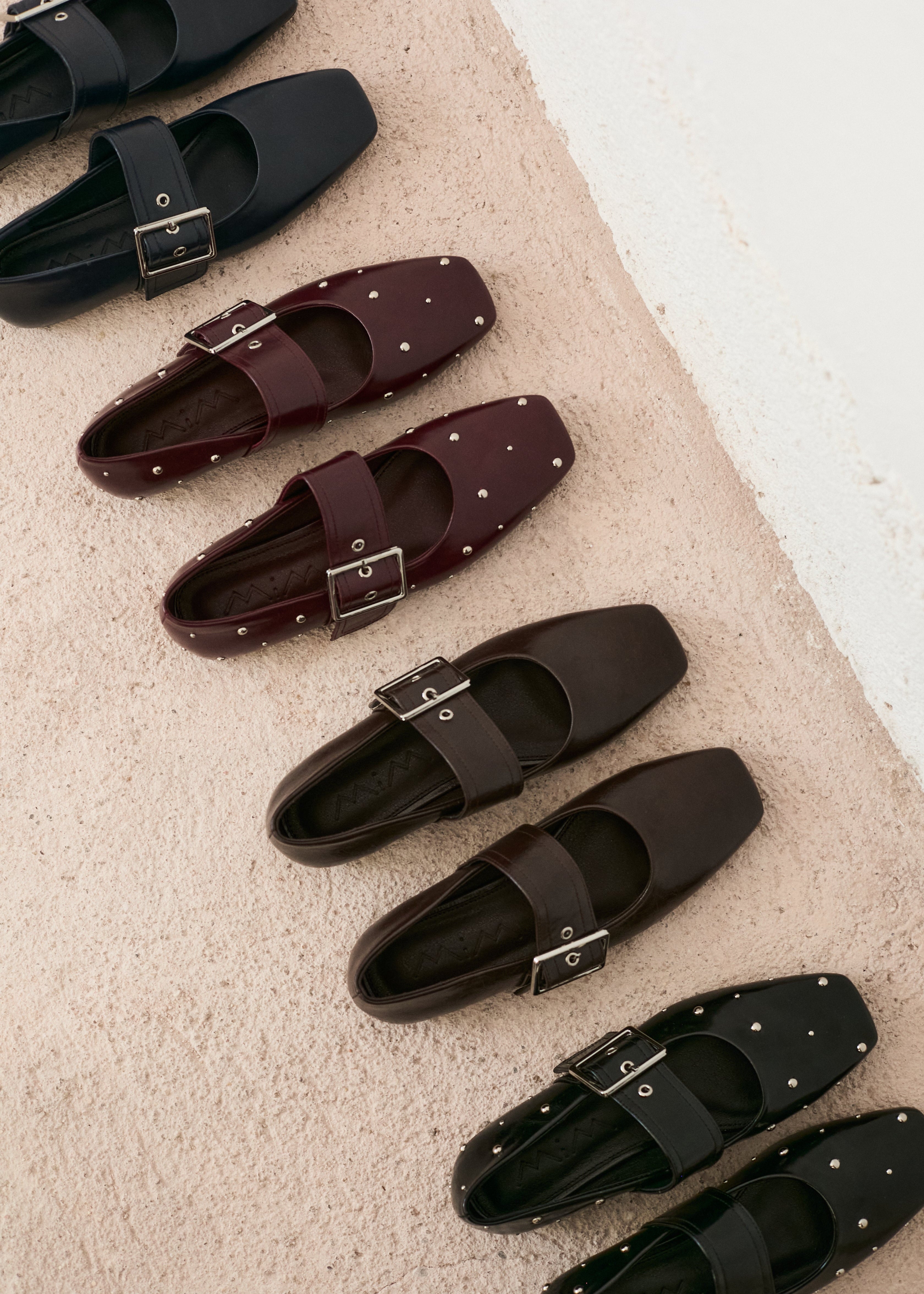 Mim shoes Zapato plano DOVI NEGRO TACHAS