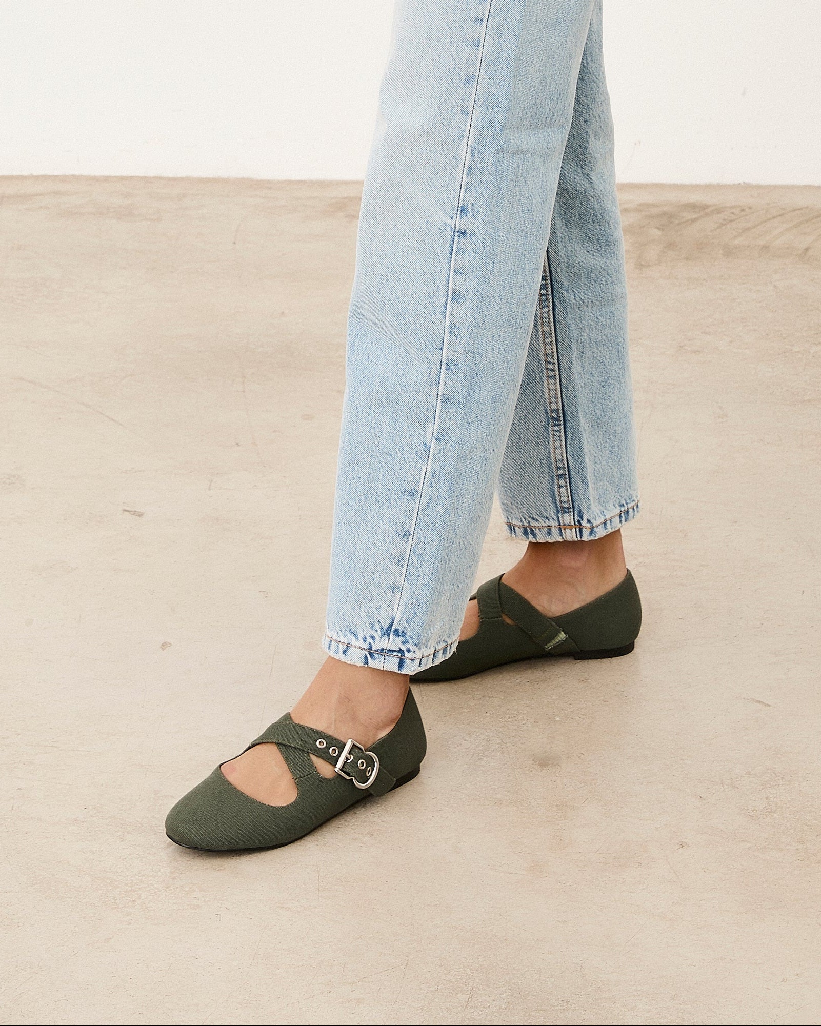 Mim shoes Zapato plano FLO KAKI