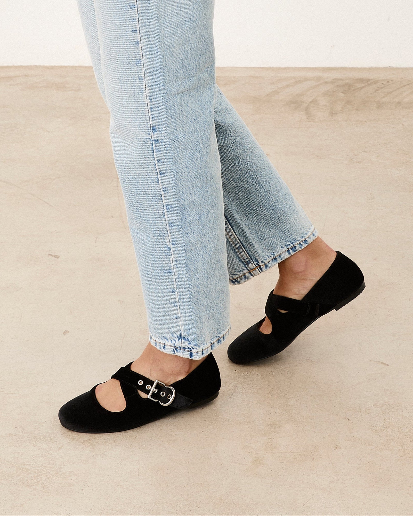 Mim shoes Zapato plano FLO NEGRO VELVET