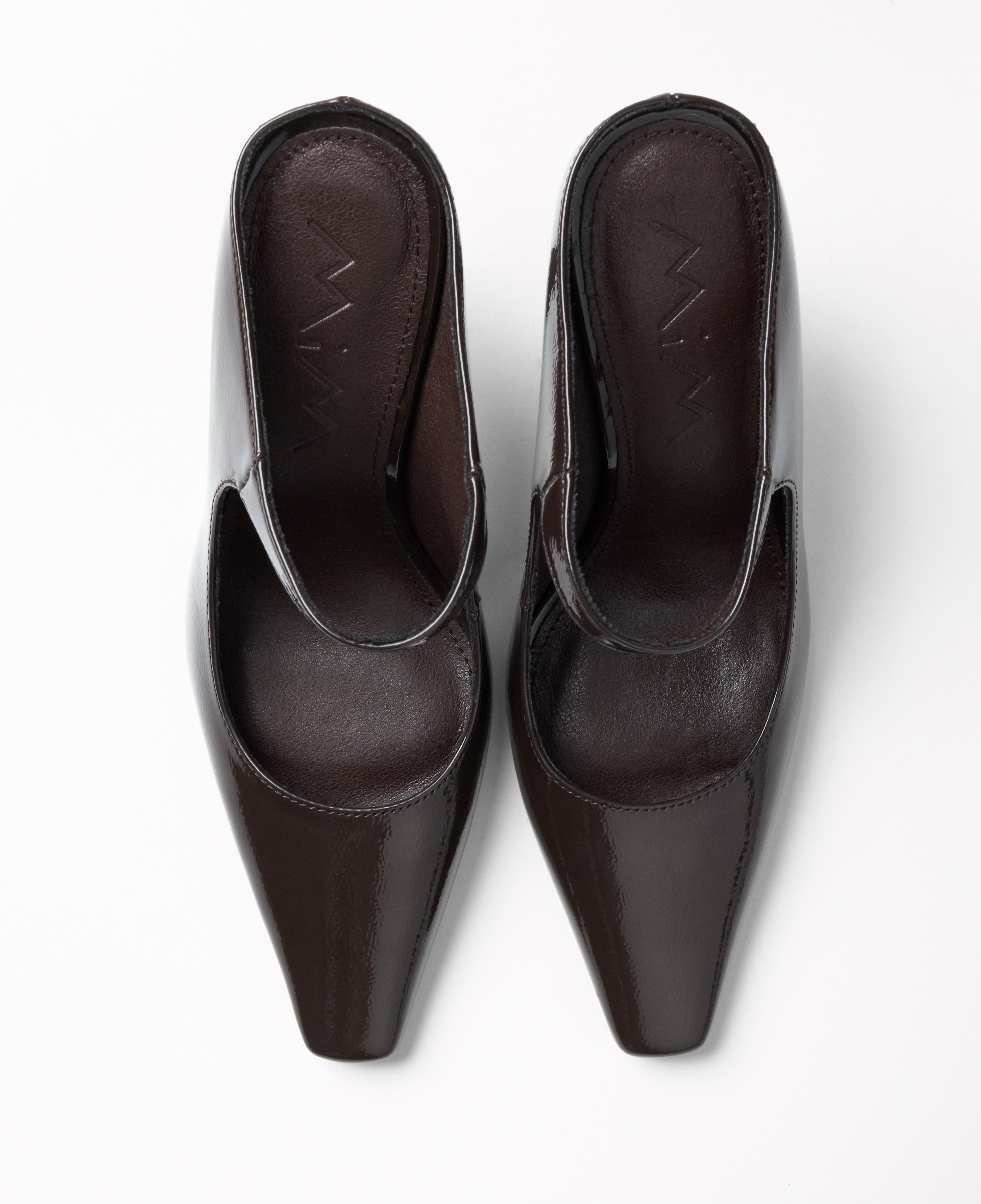 MIM Tacón cerrado TESS CHOCOLATE