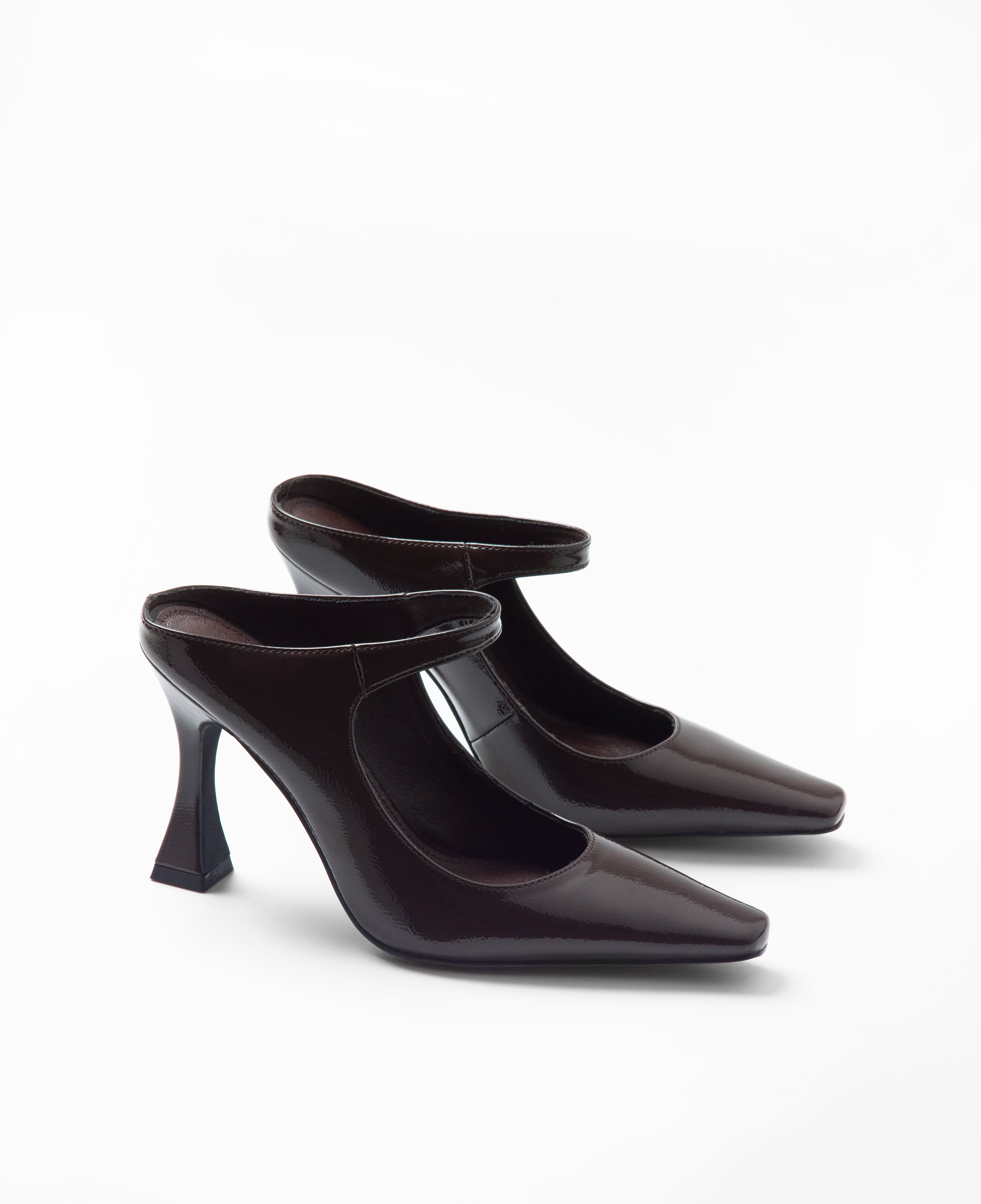 MIM Tacón cerrado TESS CHOCOLATE