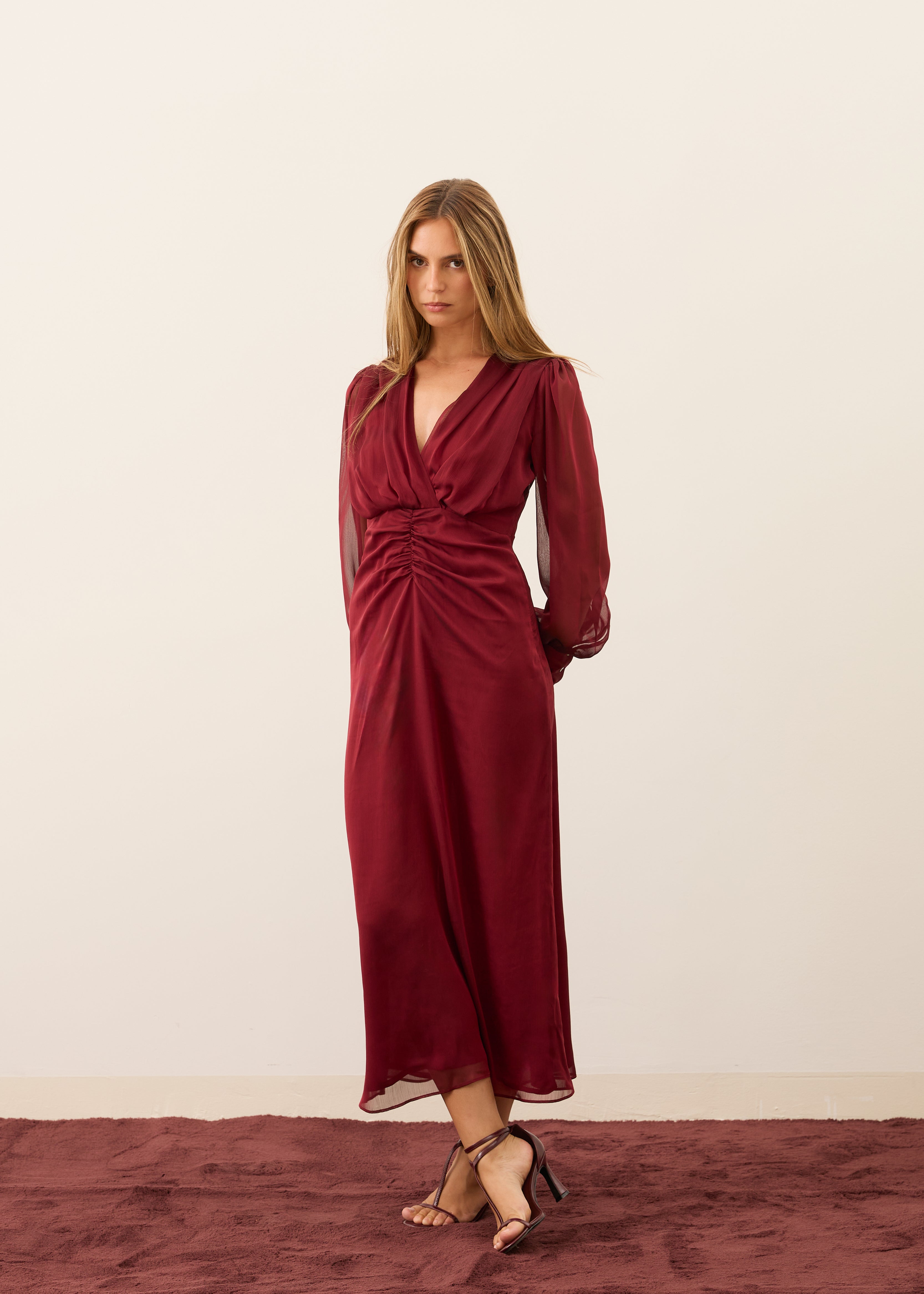 MIM Vestido VESTIDO HEM BURDEOS