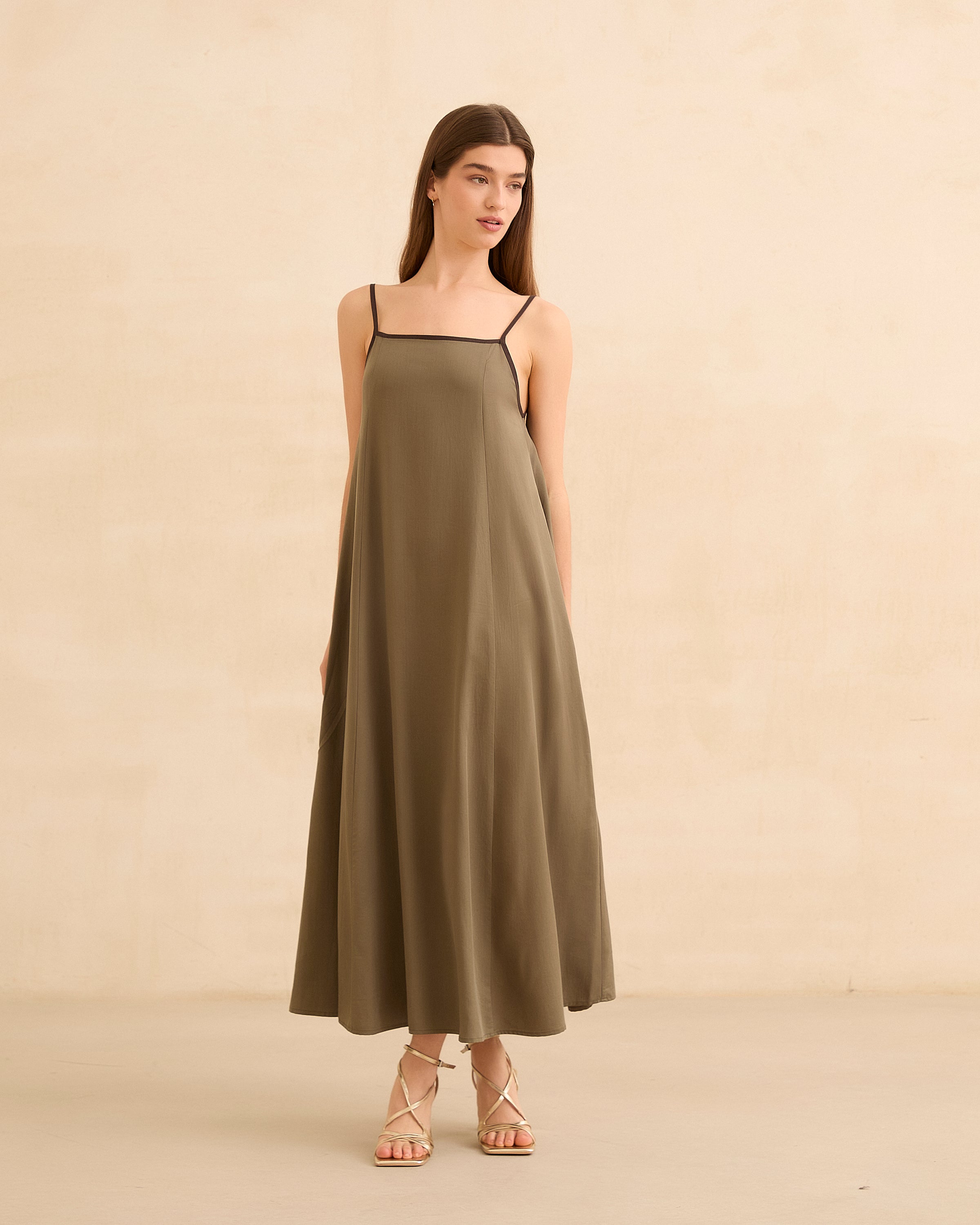 MIM Vestido VESTIDO LYNN KAKI