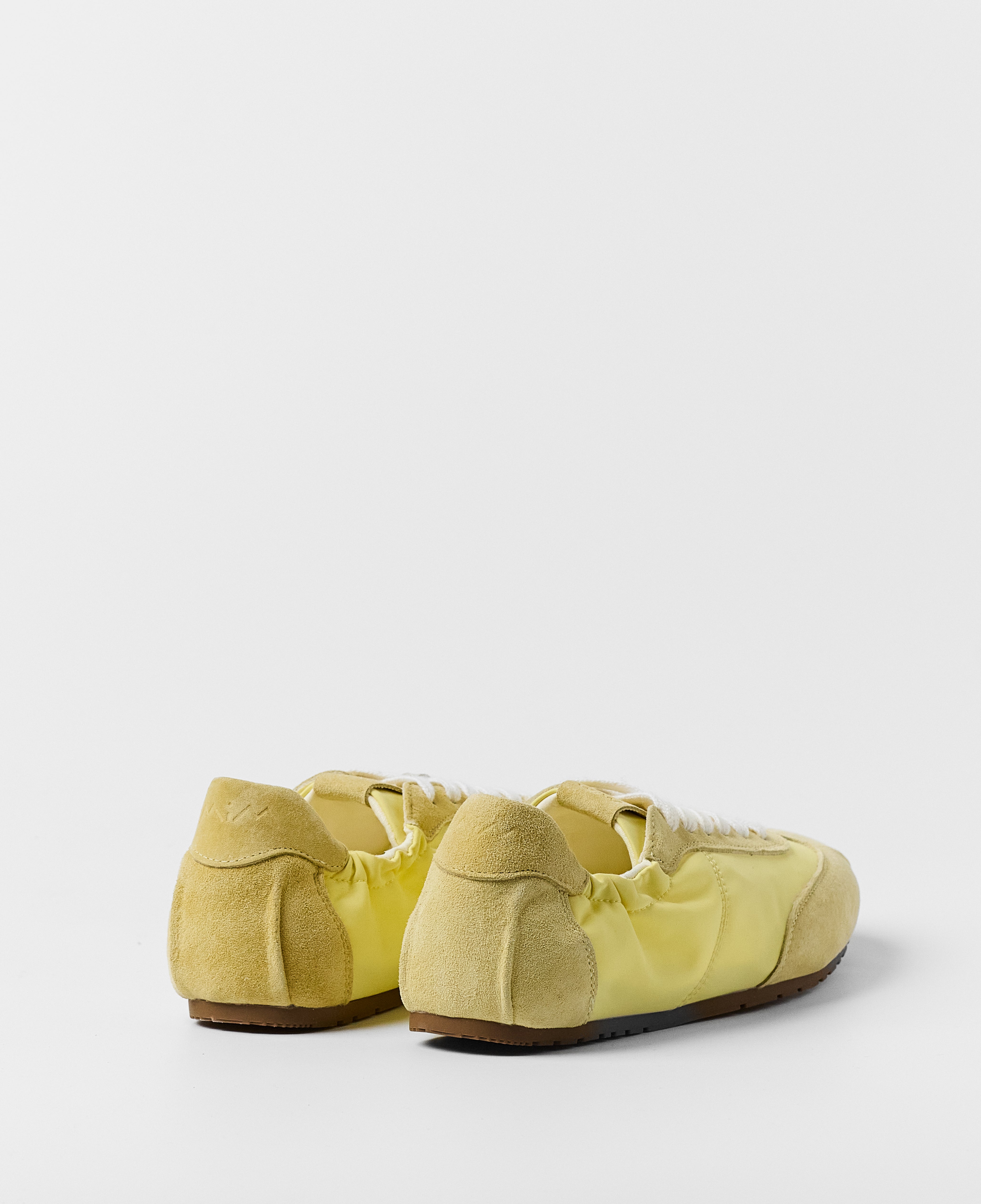 MIM Zapatilla BOBBI AMARILLO