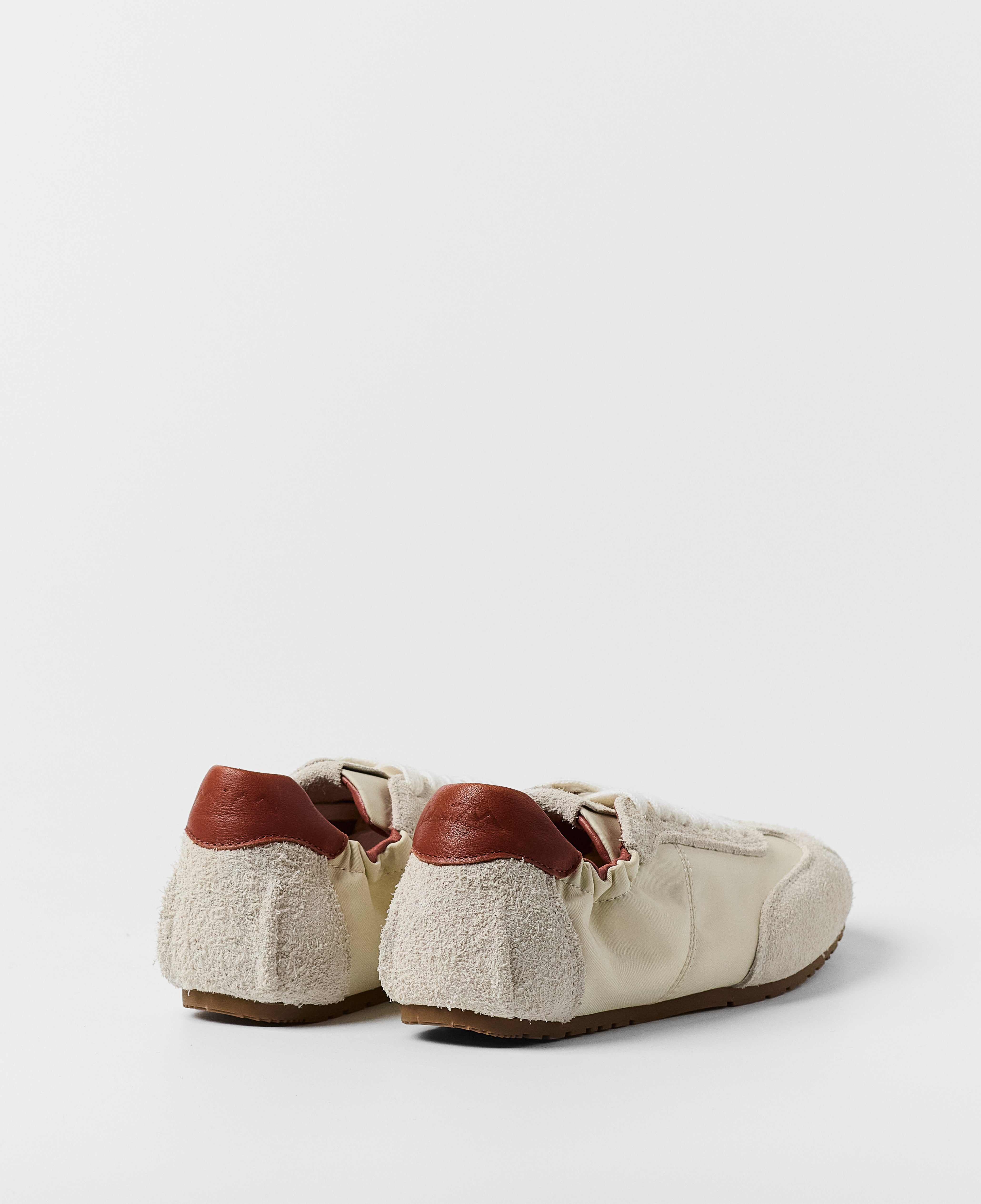 MIM Zapatilla BOBBI OFF WHITE