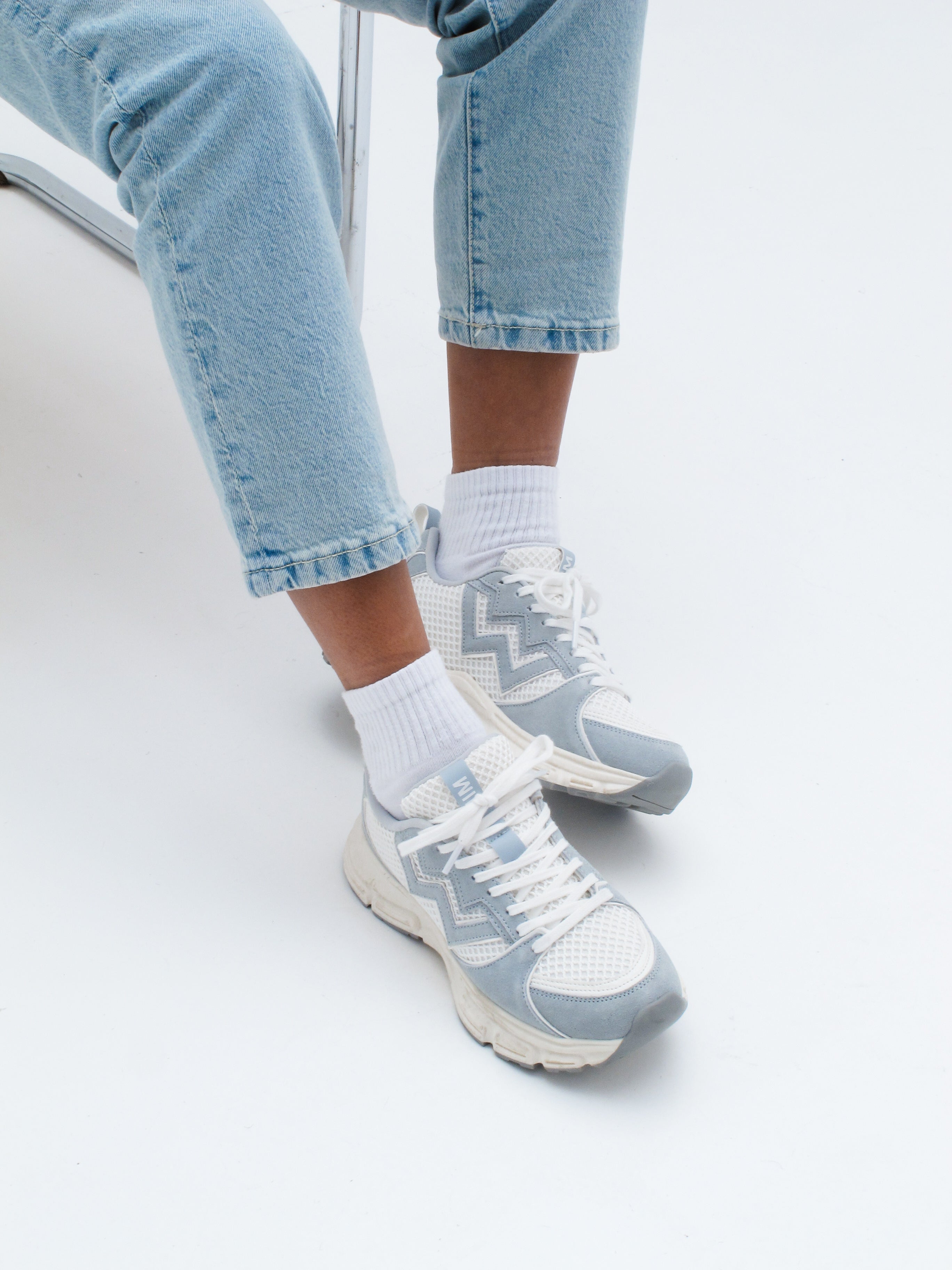 MIM Zapatilla Double U 2.0 Celeste