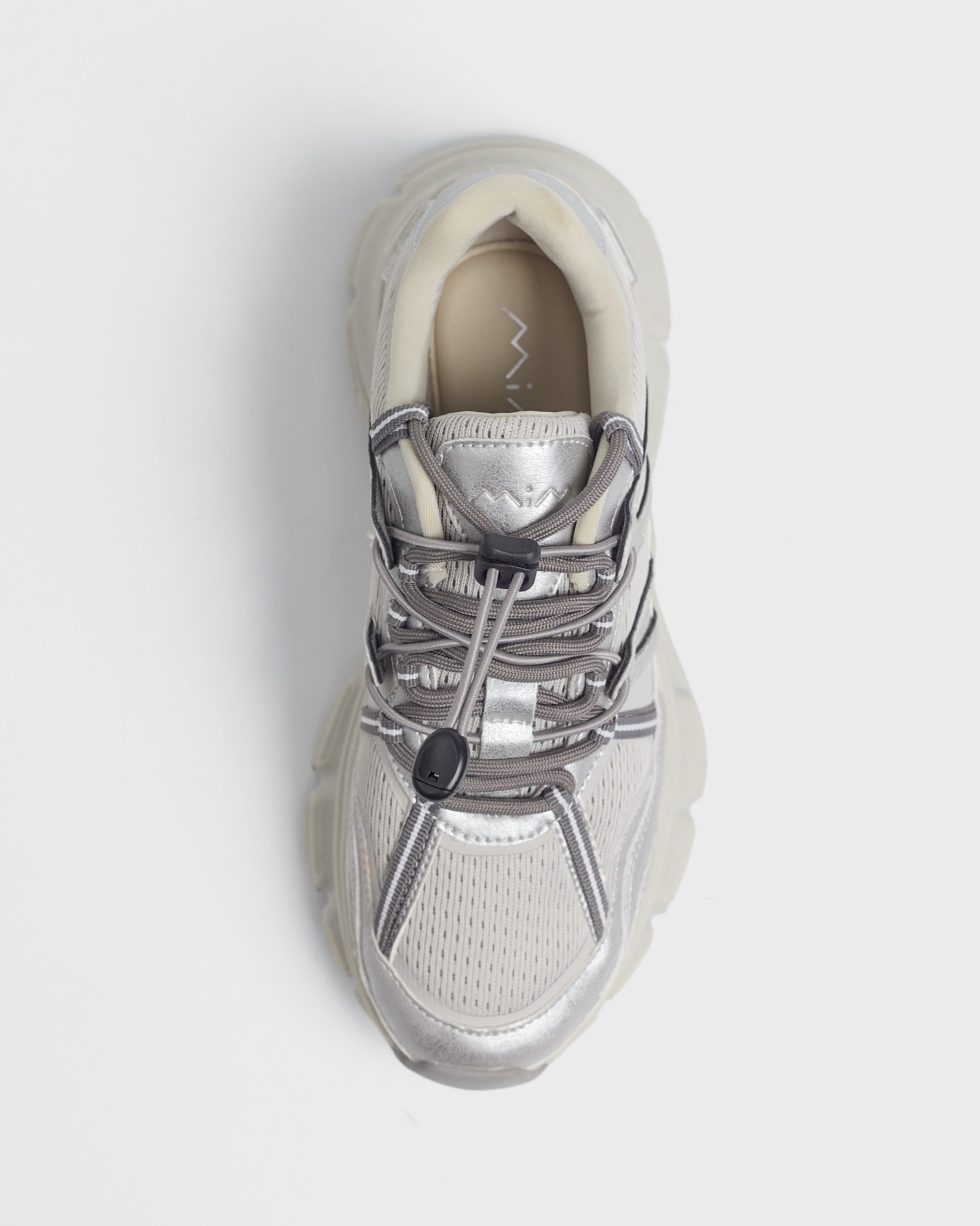 MIM Zapatilla M1990 Plata