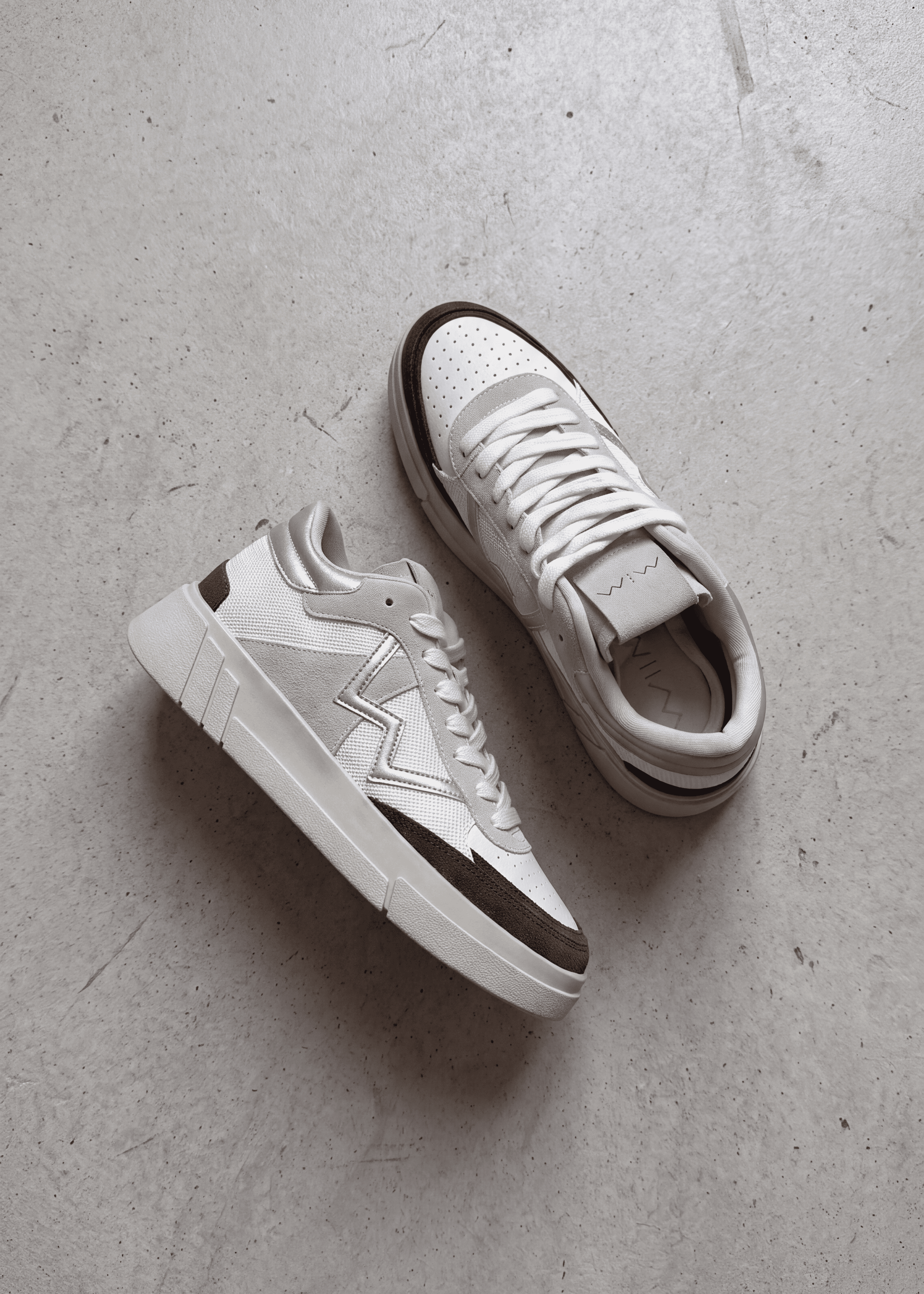 MIM Zapatilla M1993 PLATA