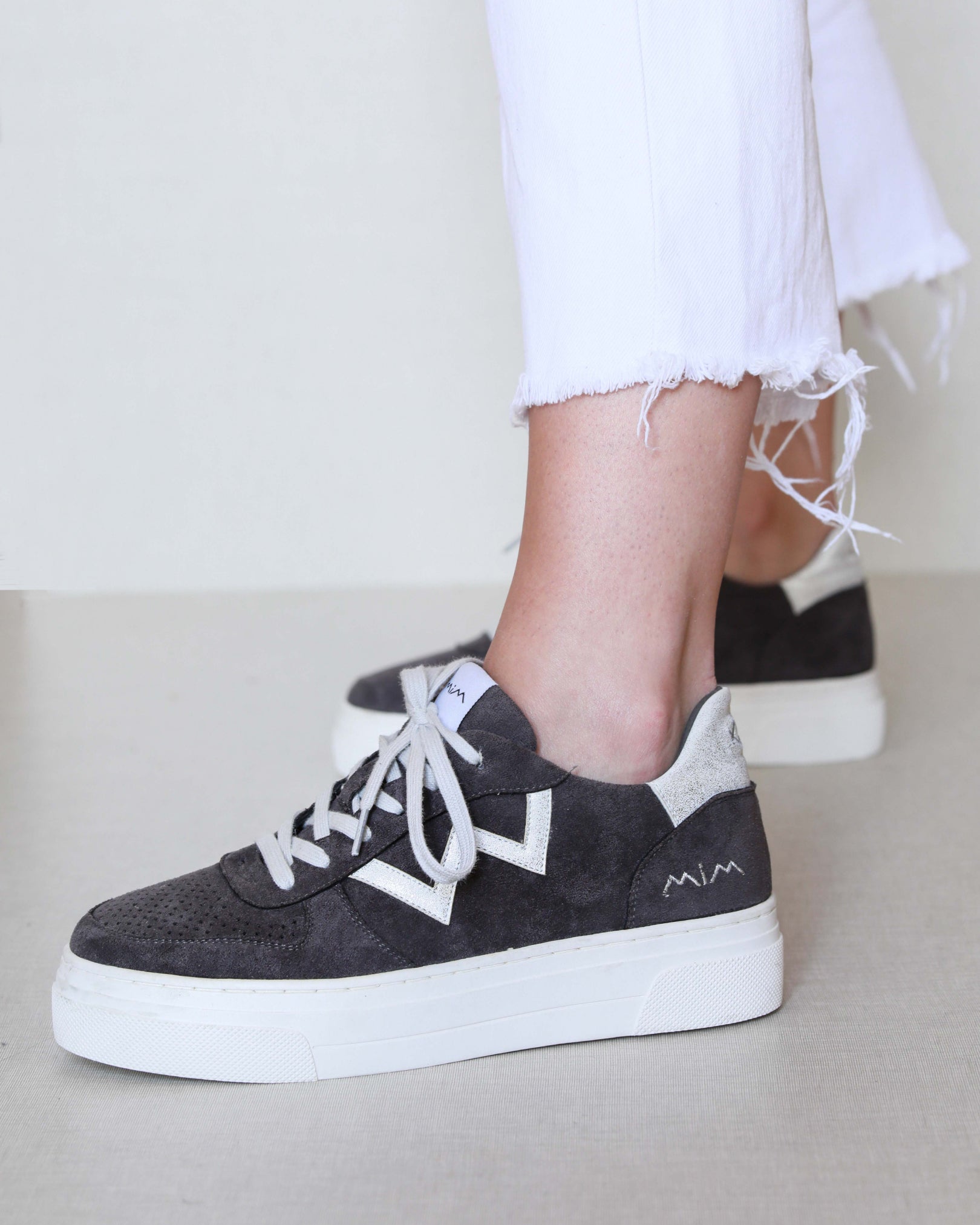 MIM Zapatilla SATURNY SILVER ANTRACITA