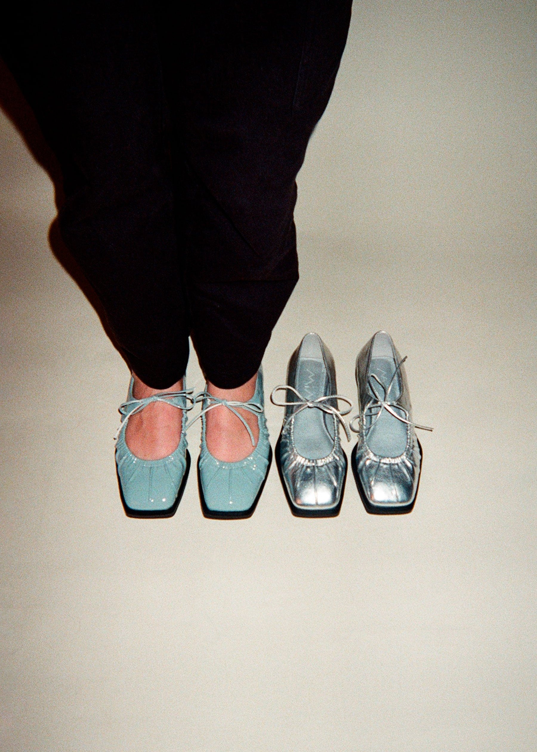 MIM Zapato cerrado Mace Celeste