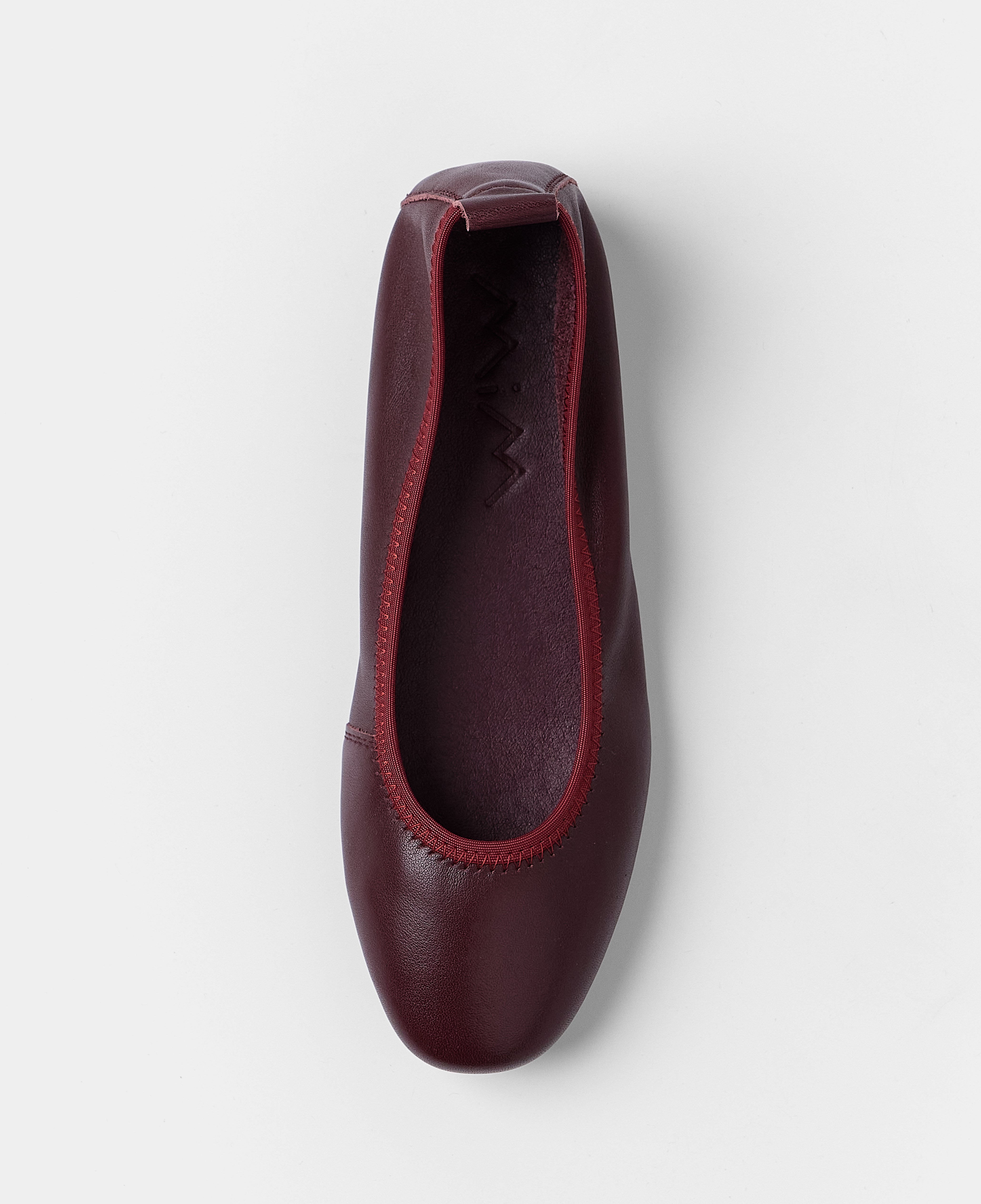 MIM Zapato Plano FINE BURDEOS