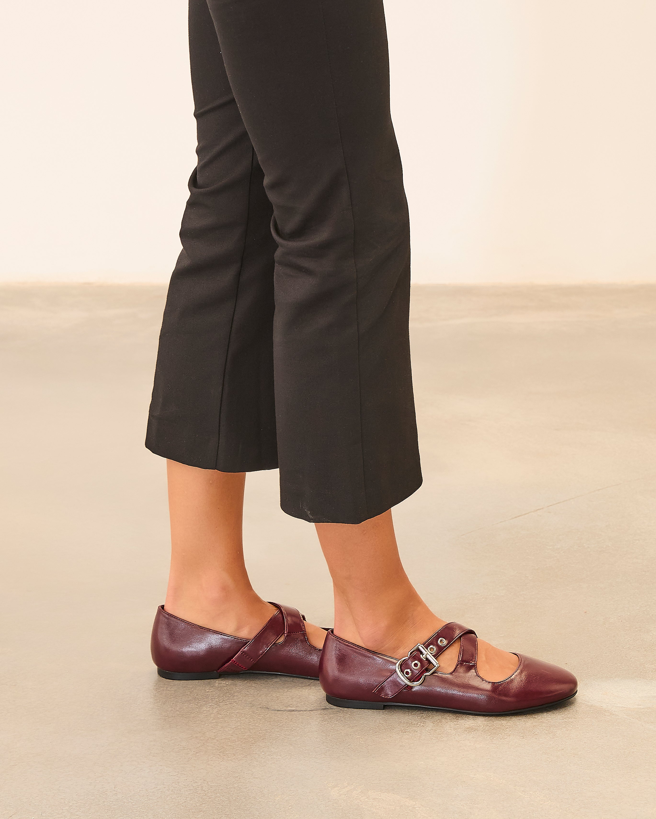 MIM Zapato Plano FLO BURDEOS