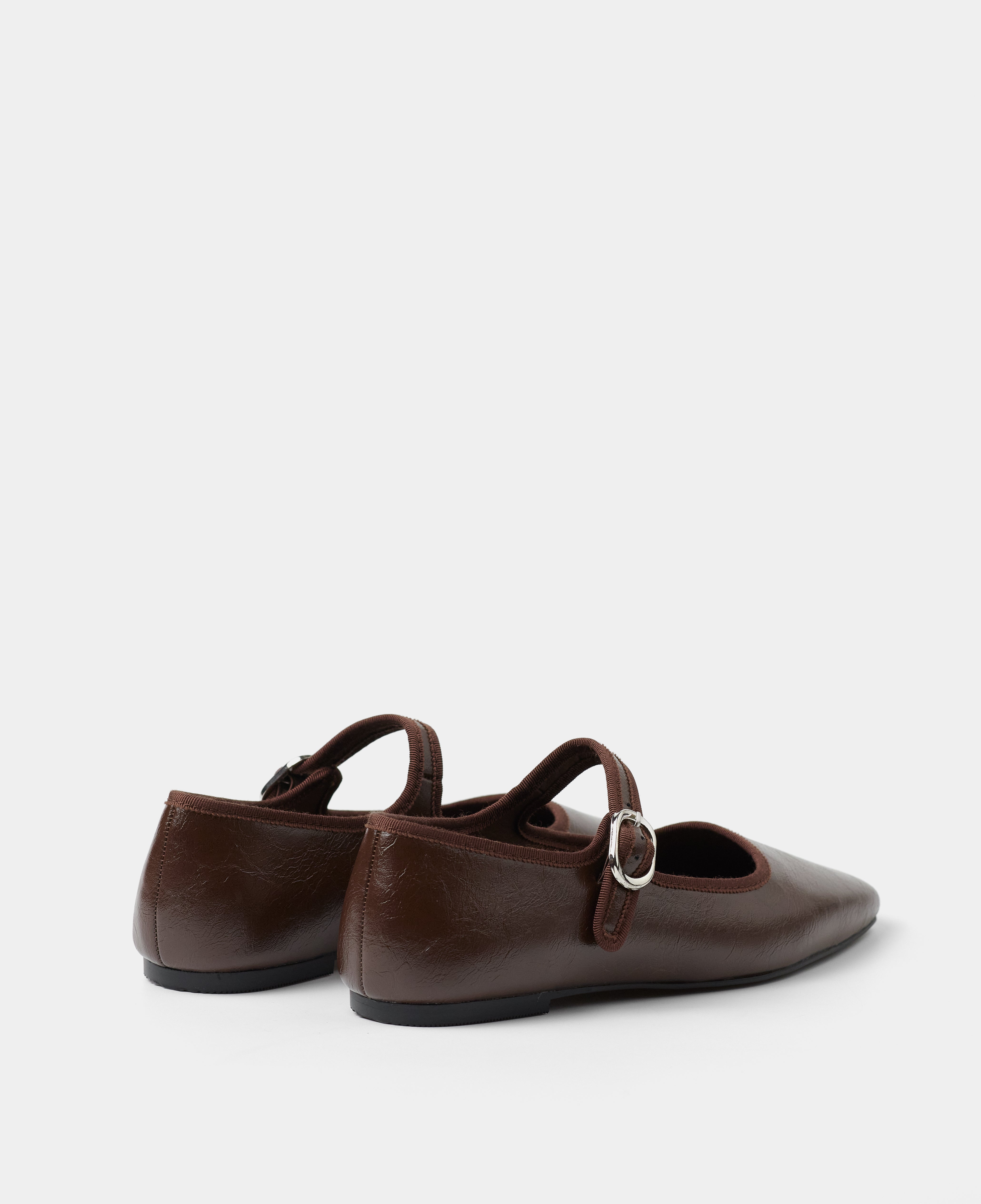 MIM Zapato Plano LEM CHOCOLATE