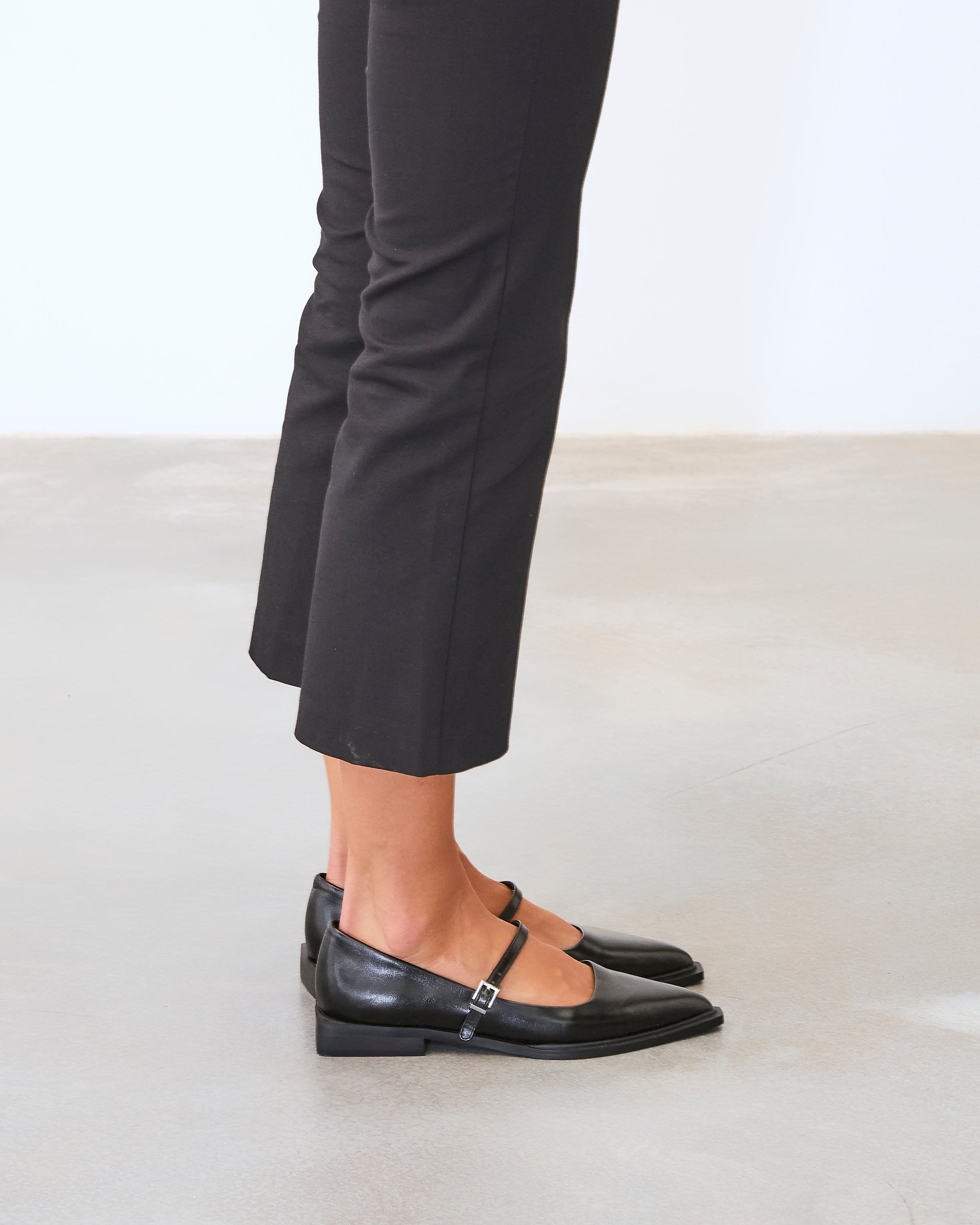 MIM Zapato Plano MAYFAIR NEGRO