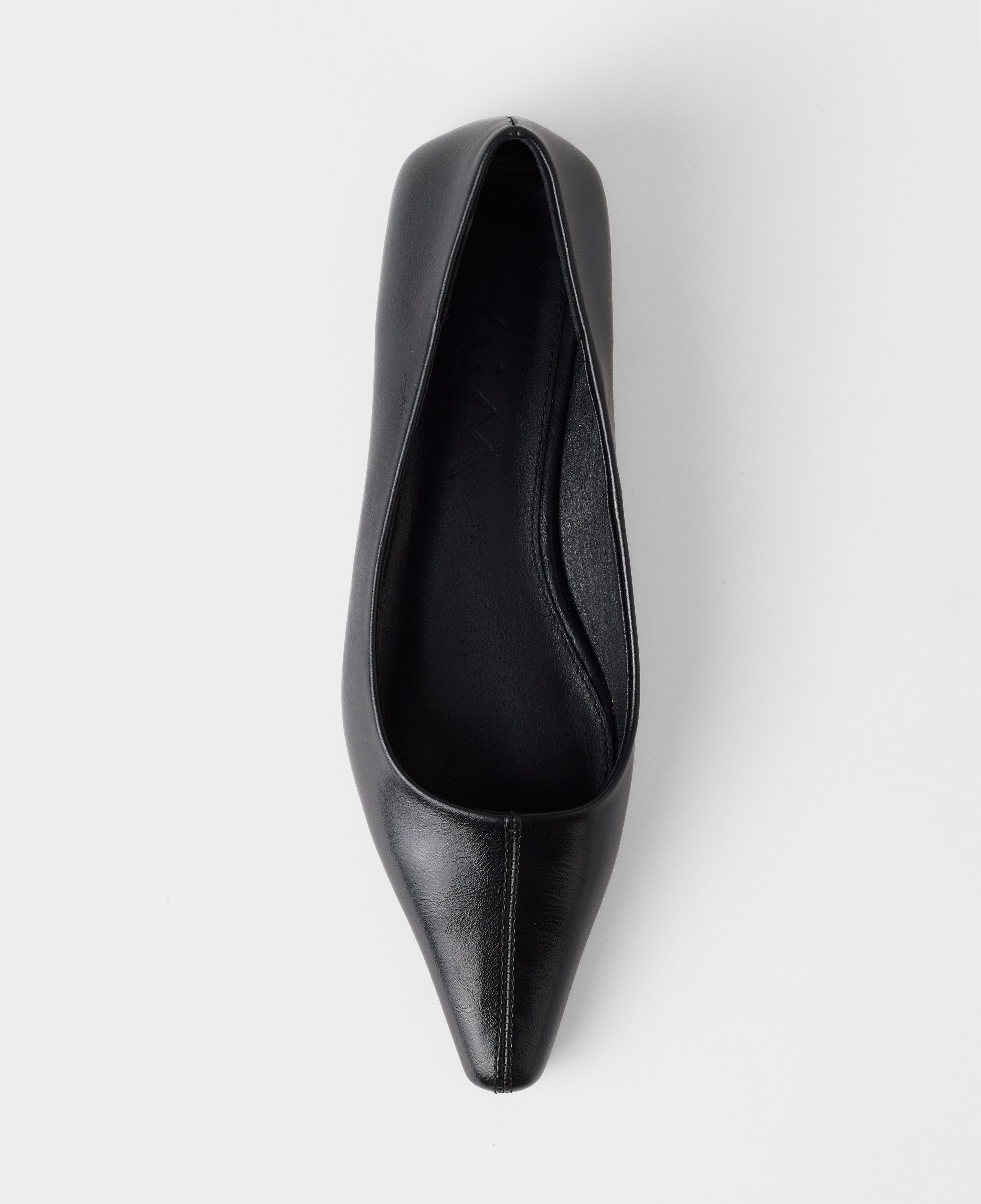MIM Zapato Plano MUCA NEGRO